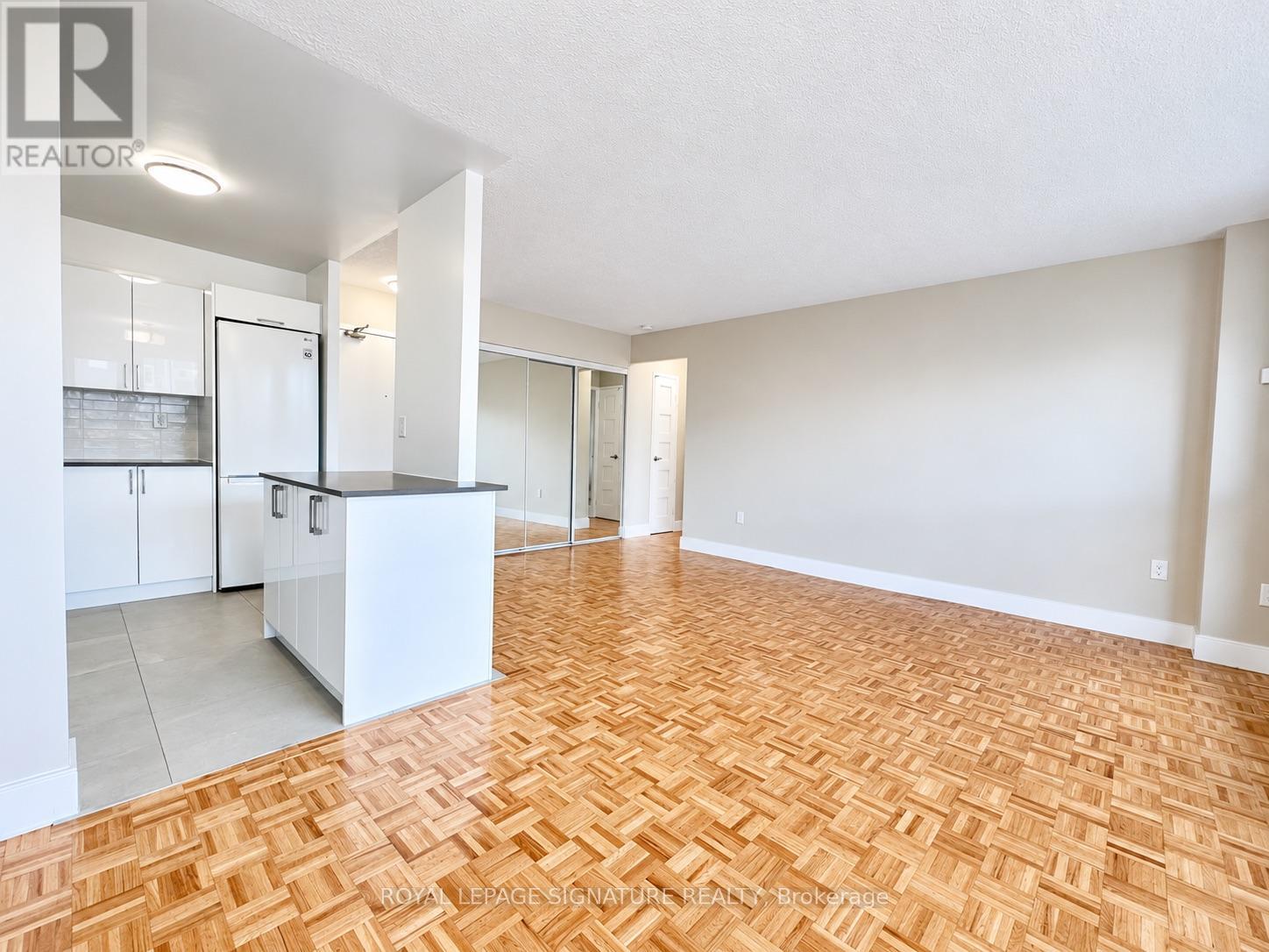 2008 - 666 Spadina Avenue, Toronto, Ontario  M5S 2H8 - Photo 4 - C13866682