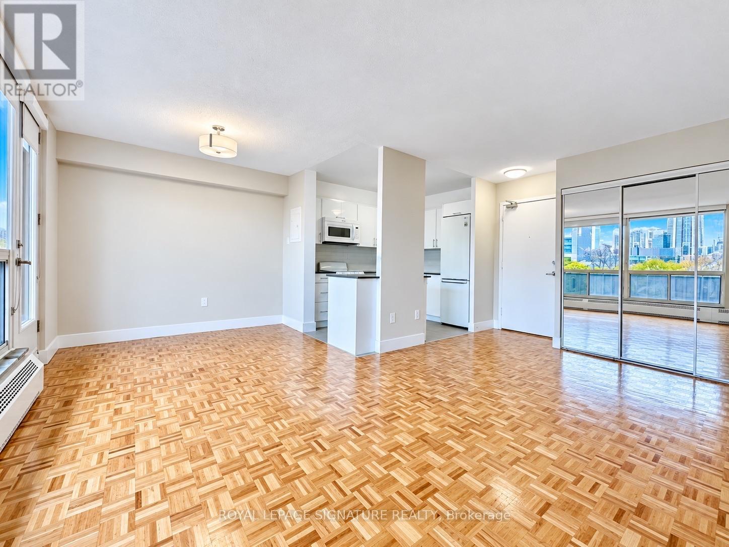 2008 - 666 Spadina Avenue, Toronto, Ontario  M5S 2H8 - Photo 7 - C13866682
