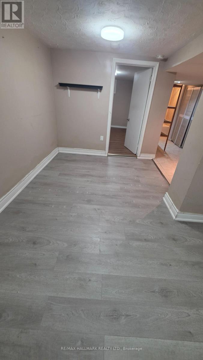 Lower Level - 15 North Bonnington Avenue, Toronto, Ontario  M1K 1X3 - Photo 17 - E13861380