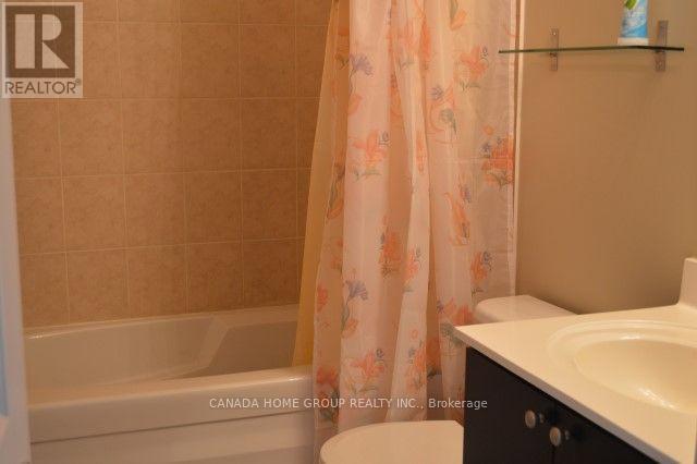 1705 - 388 Prince Of Wales Drive, Mississauga, Ontario  L5B 0A1 - Photo 15 - W13870338