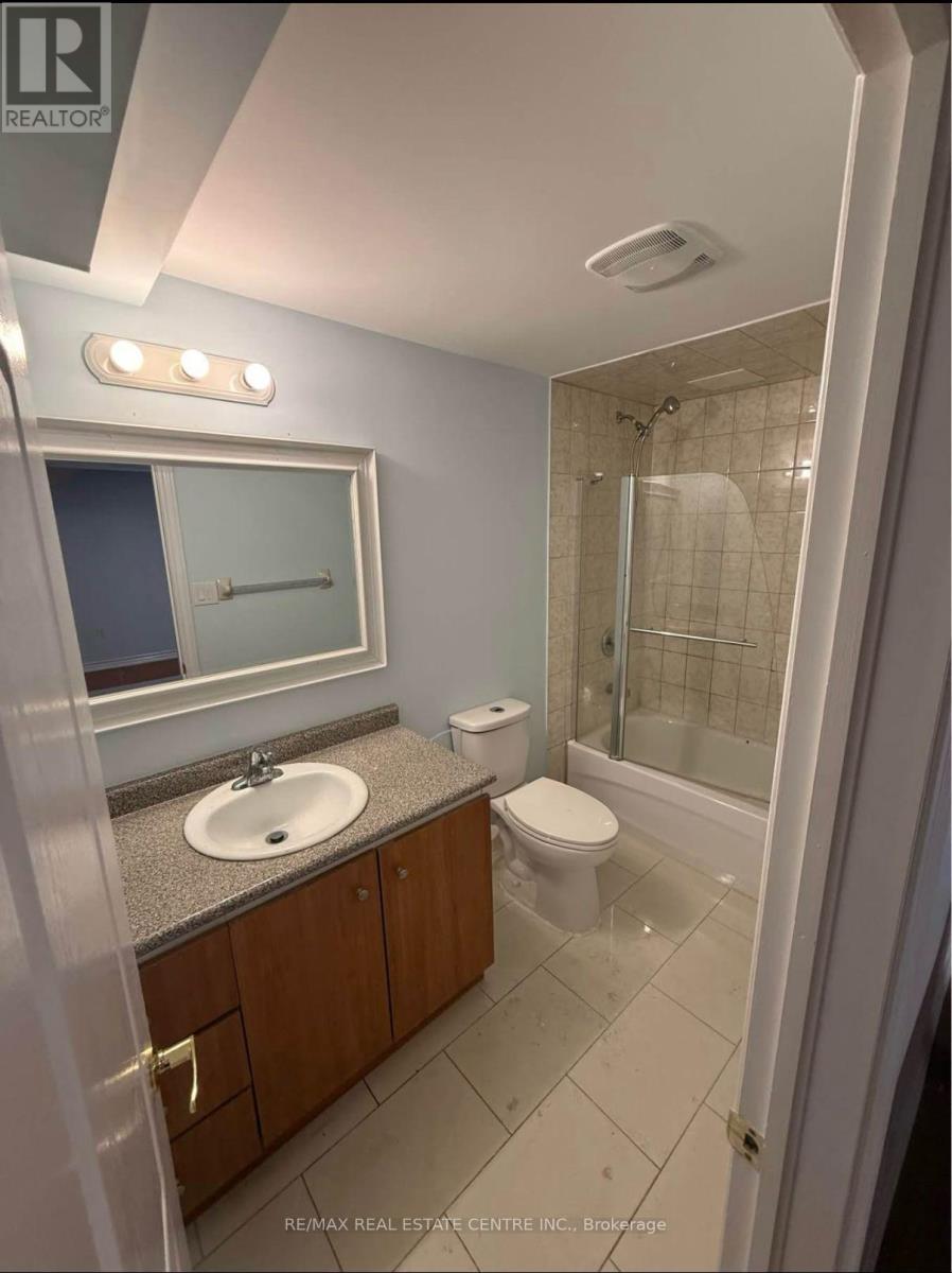 Bsmt - 66 Mistdale Crescent, Brampton, Ontario  L7A 1S1 - Photo 6 - W13870378
