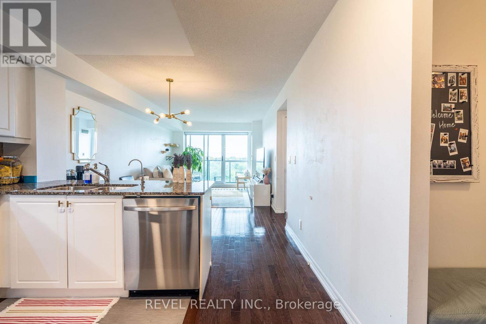 603 - 1403 Royal York Road, Toronto, Ontario  M9P 0A1 - Photo 5 - W13870386