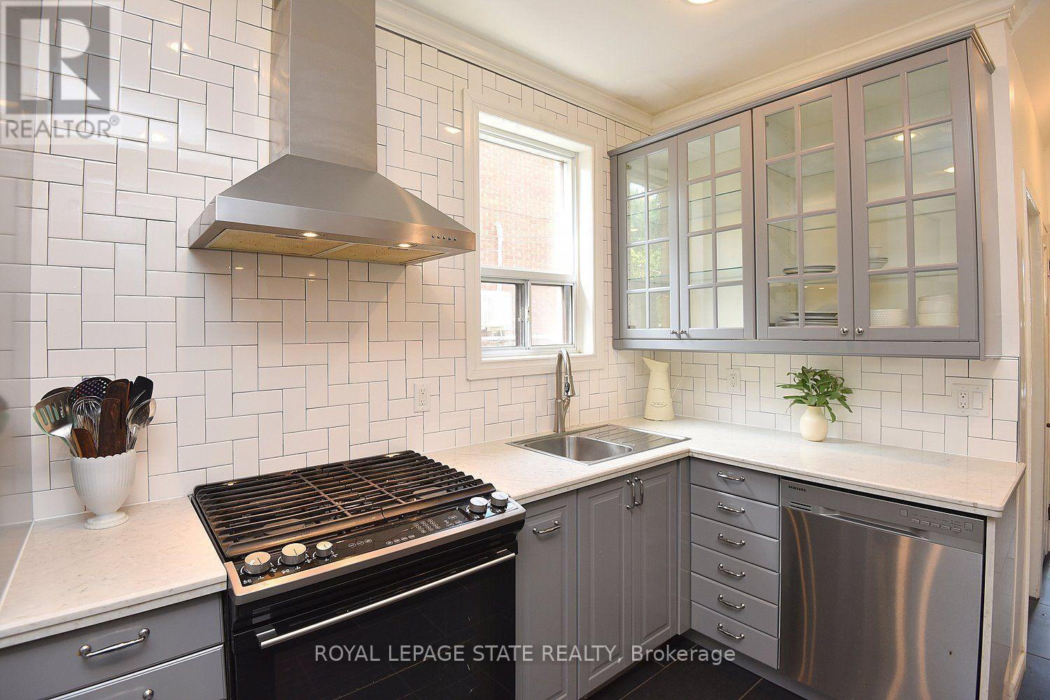 70 Kensington Avenue N, Hamilton, Ontario  L8L 7N2 - Photo 19 - X13870368