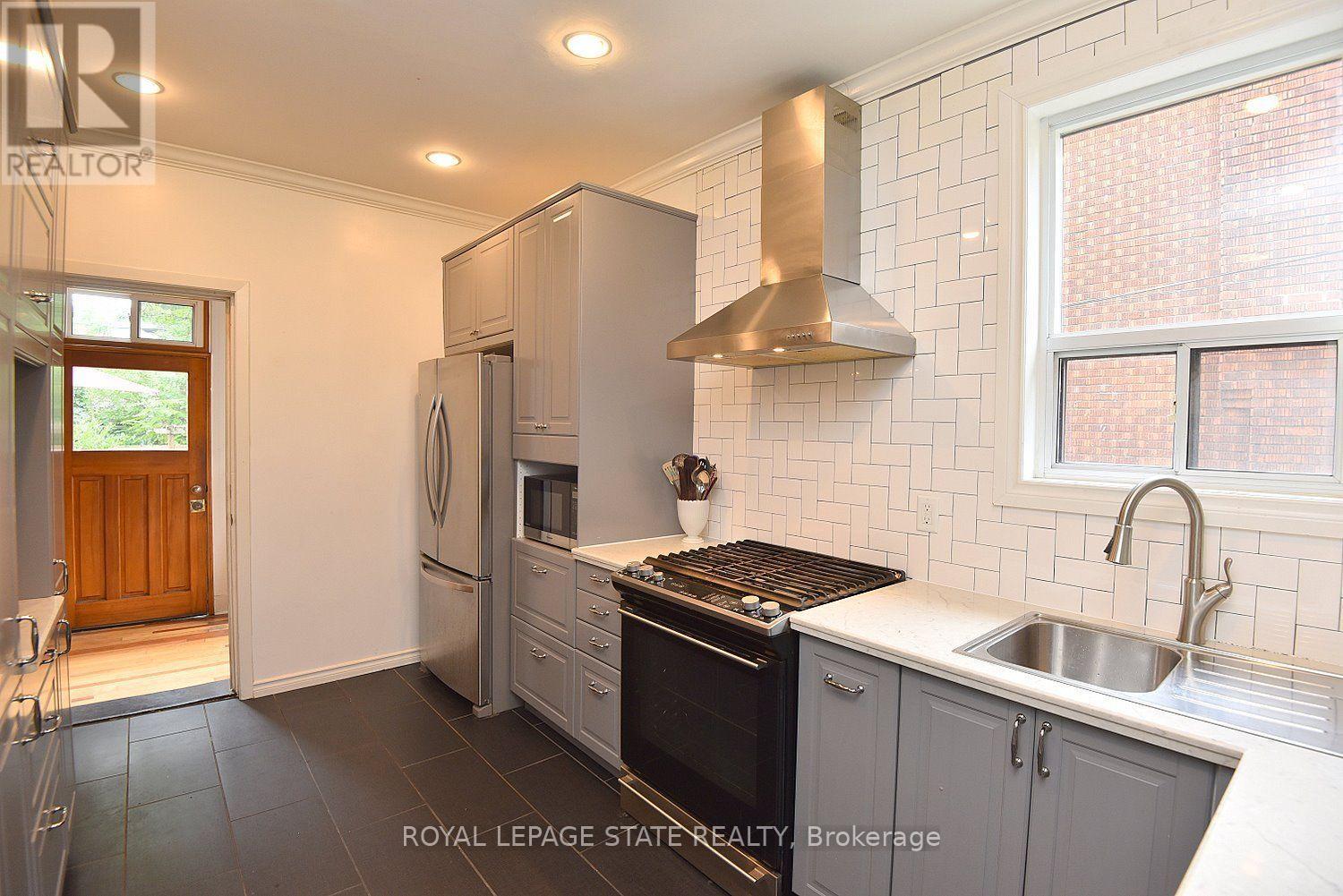 70 Kensington Avenue N, Hamilton, Ontario  L8L 7N2 - Photo 22 - X13870368