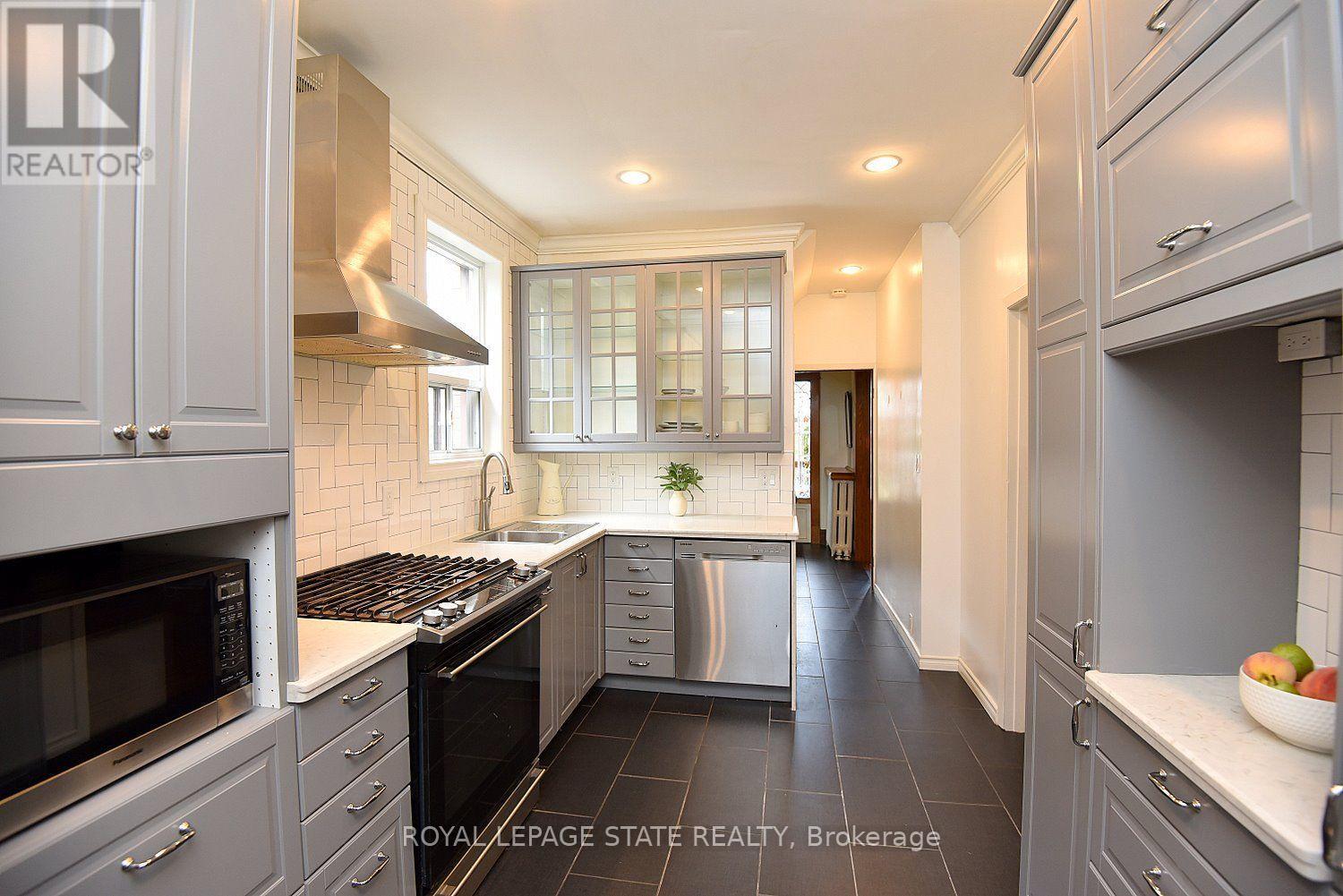 70 Kensington Avenue N, Hamilton, Ontario  L8L 7N2 - Photo 24 - X13870368