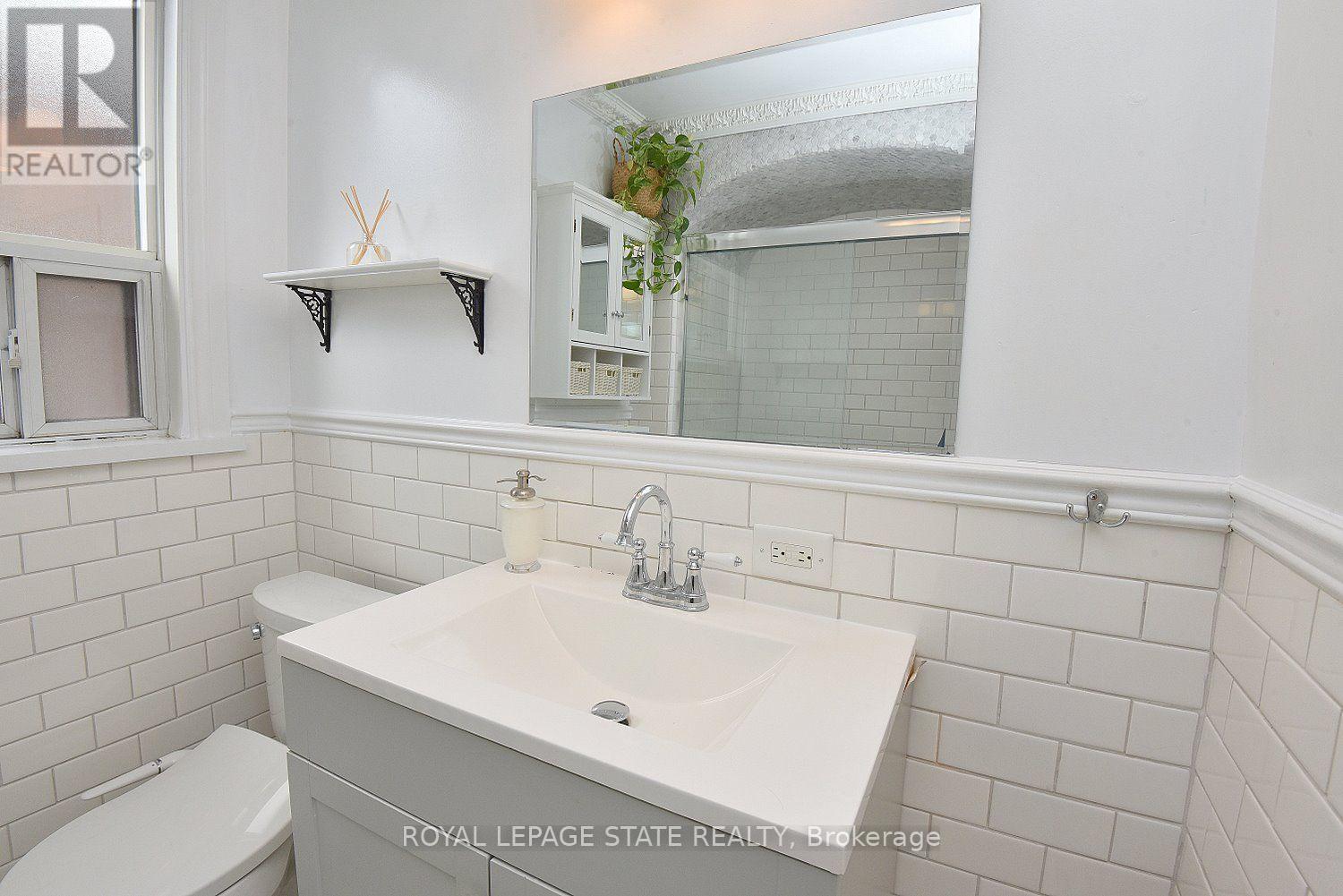 70 Kensington Avenue N, Hamilton, Ontario  L8L 7N2 - Photo 35 - X13870368
