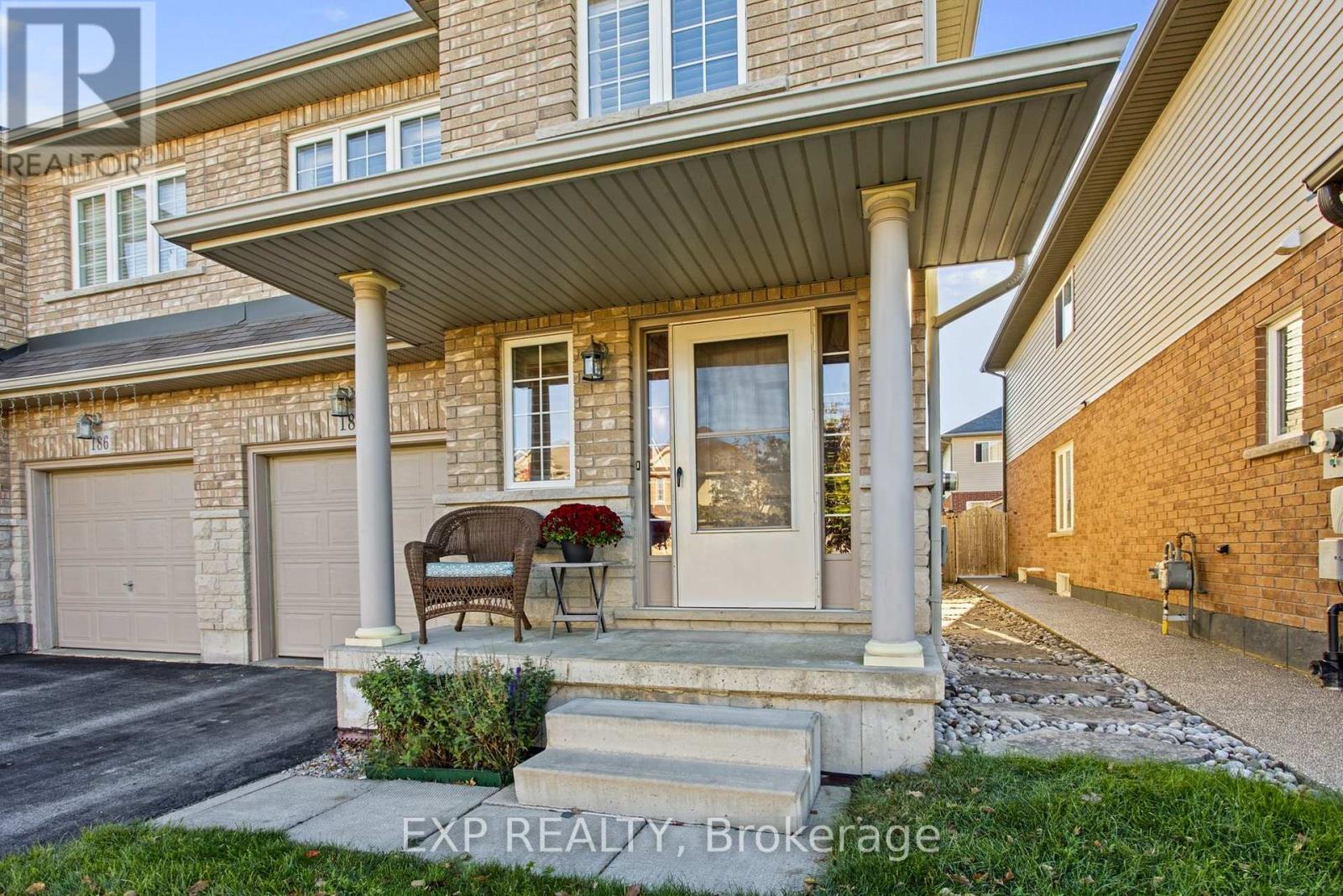184 Pelech Crescent, Hamilton, Ontario  L0R 1P0 - Photo 3 - X13870422