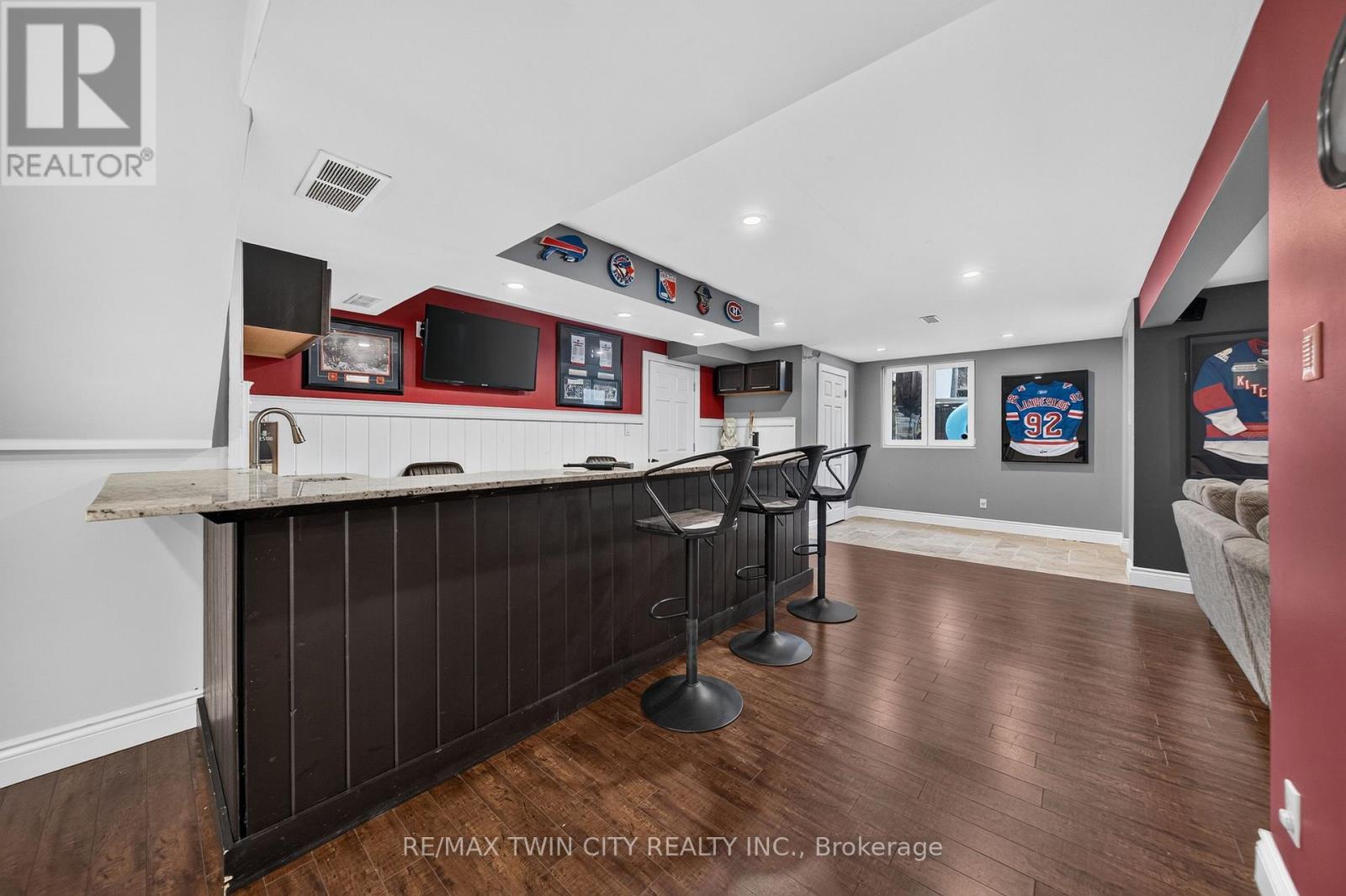 50 Roehampton Court, Kitchener, Ontario  N2A 3L1 - Photo 38 - X13870460