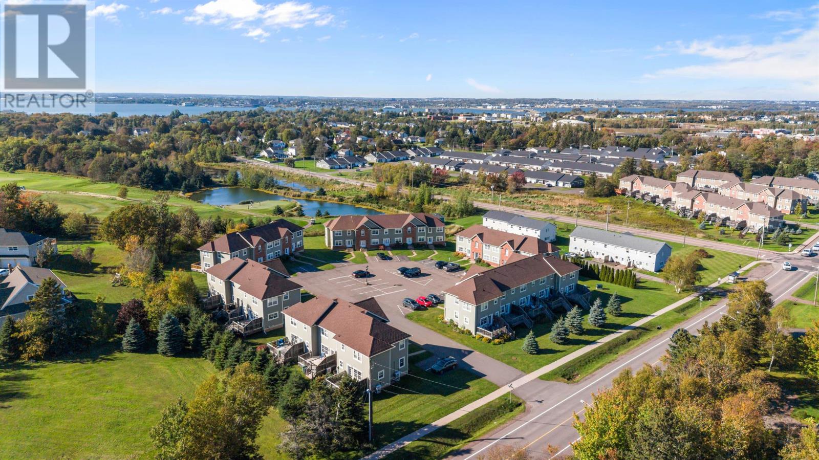 16 Edgeview Court, Stratford, Prince Edward Island  C0A 0H8 - Photo 3 - 202625321