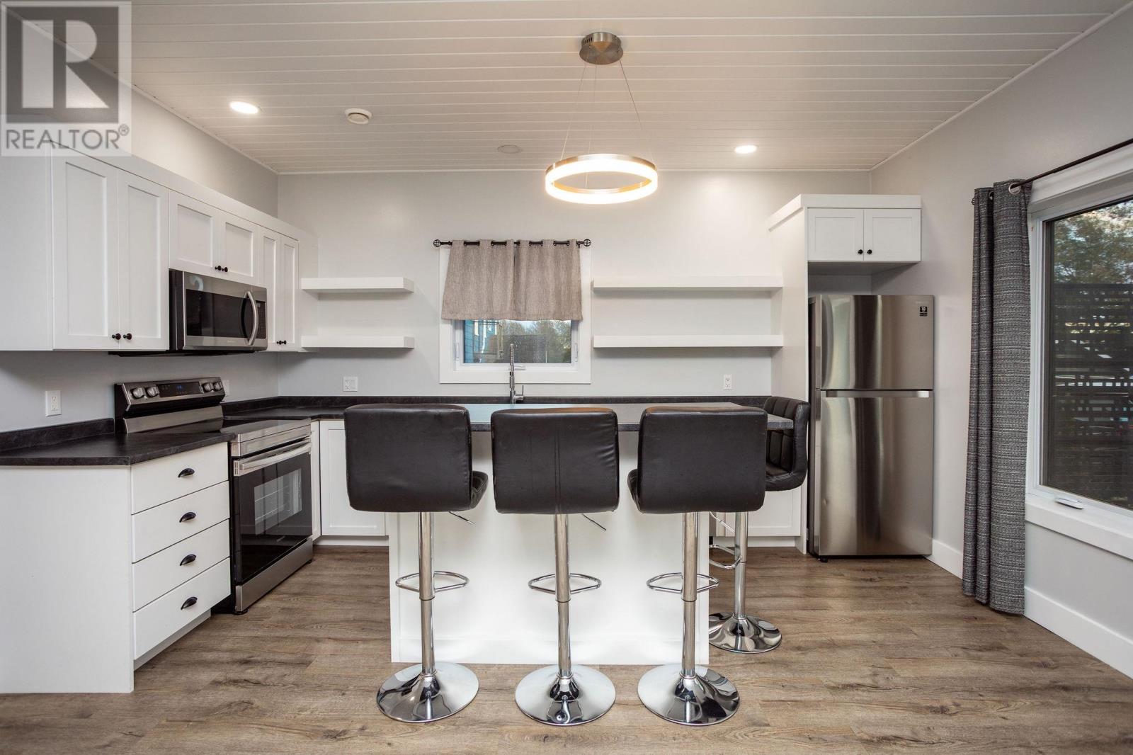 61a & B Brackley Point Road, Charlottetown, Prince Edward Island  C1A 6Y3 - Photo 10 - 202625318
