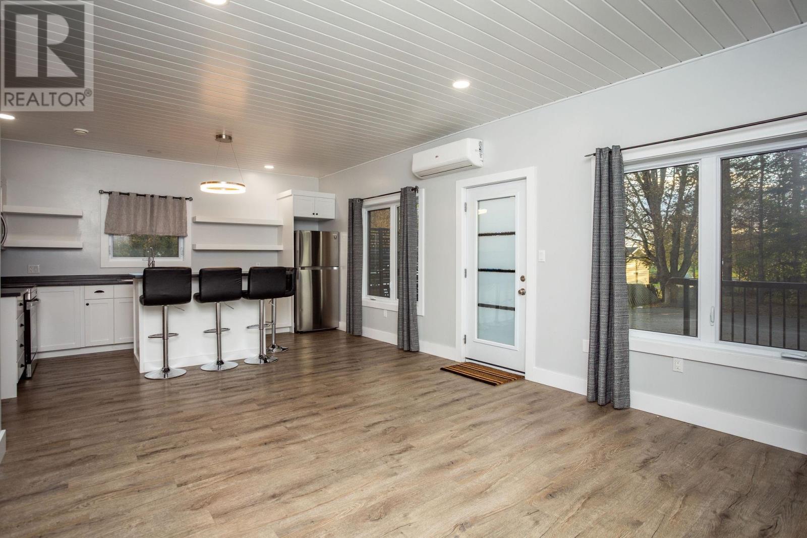61a & B Brackley Point Road, Charlottetown, Prince Edward Island  C1A 6Y3 - Photo 11 - 202625318