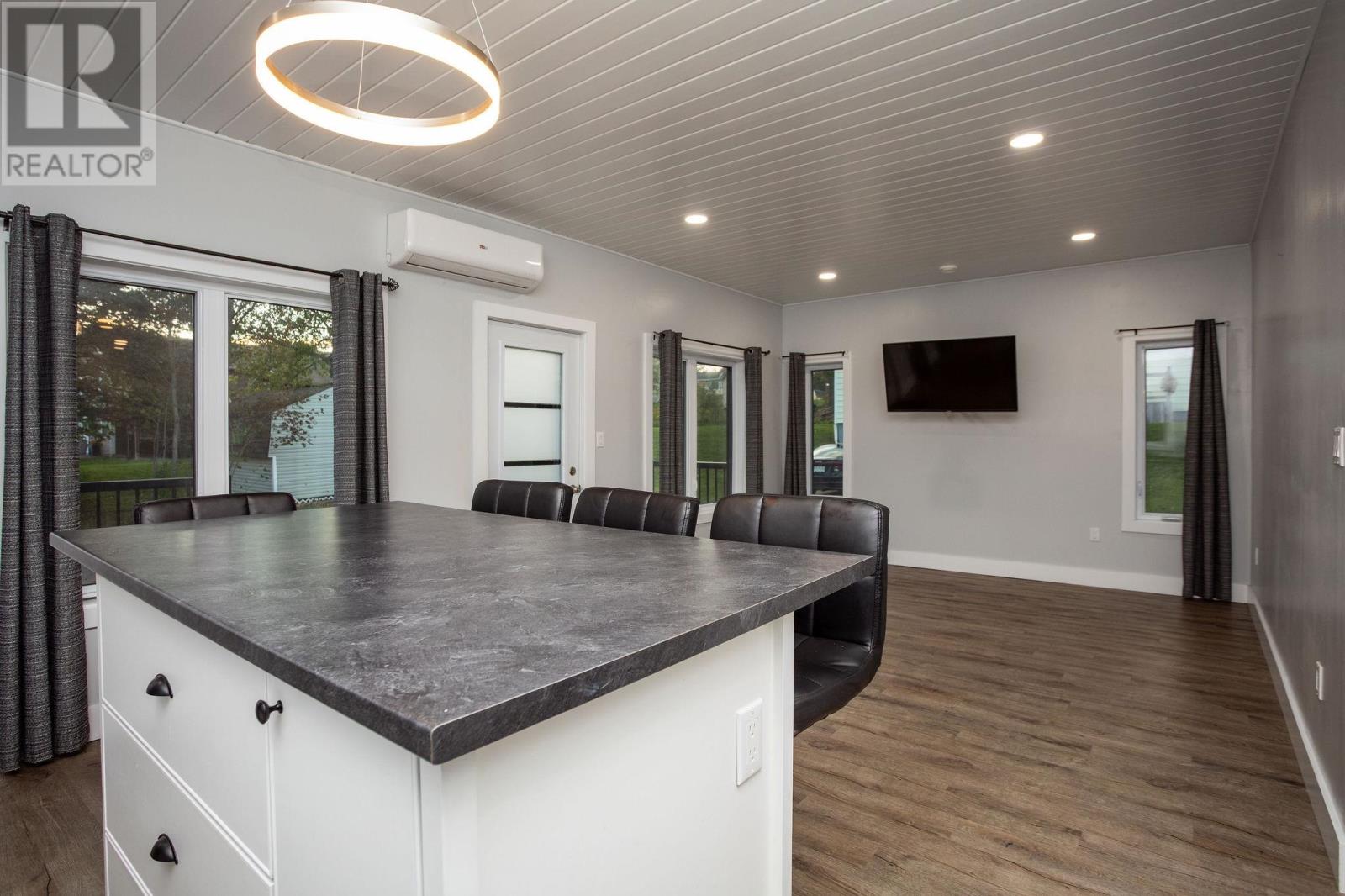 61a & B Brackley Point Road, Charlottetown, Prince Edward Island  C1A 6Y3 - Photo 12 - 202625318