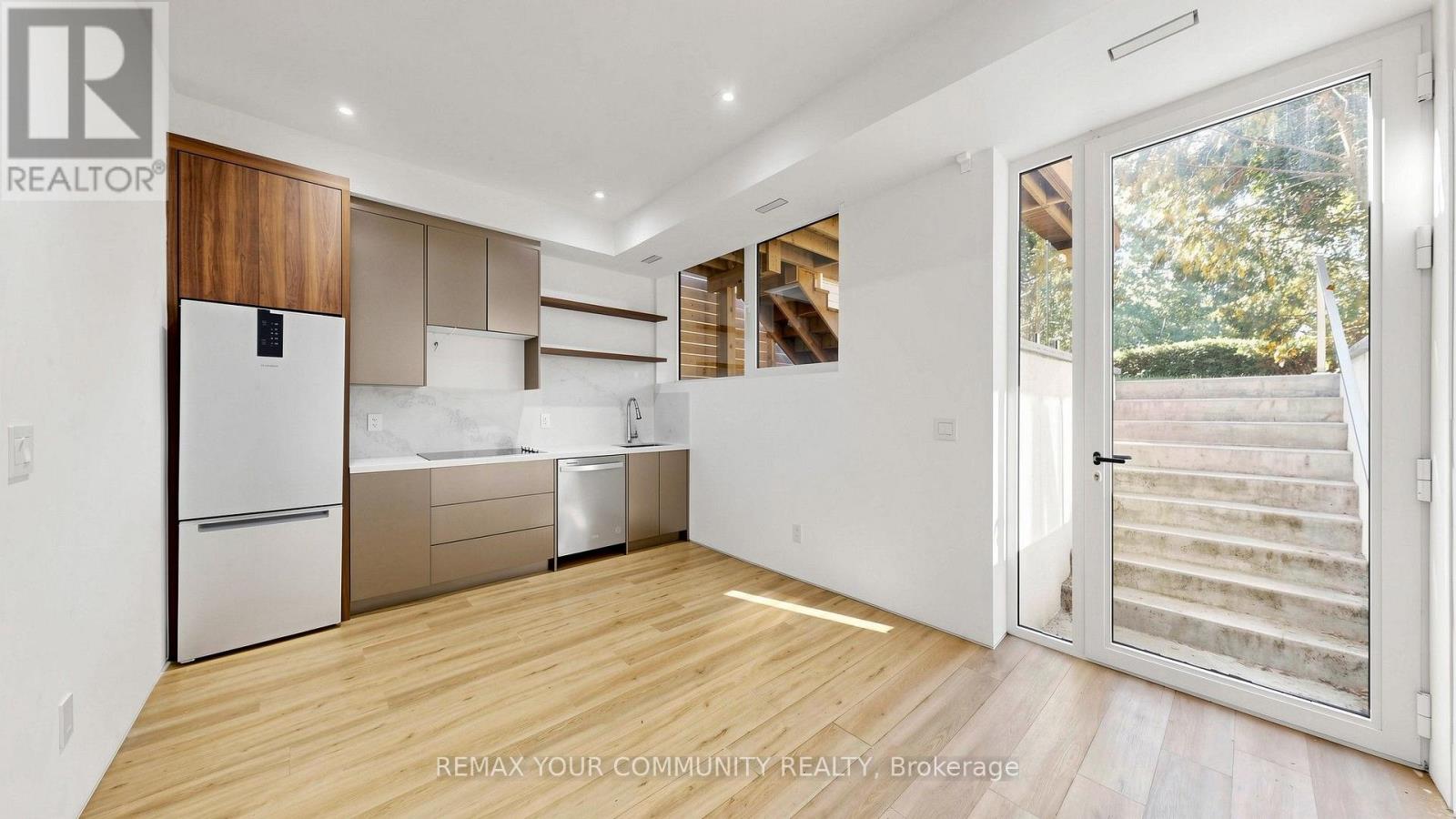 2970b Bayview Avenue, Toronto, Ontario  M2N 5K7 - Photo 34 - C13849176