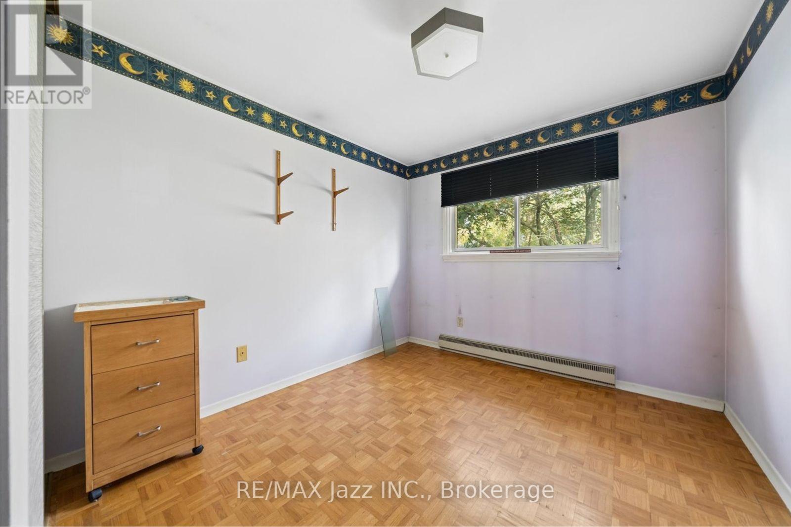 210 Murray Drive, Aurora, Ontario  L4G 2C5 - Photo 22 - N13870472