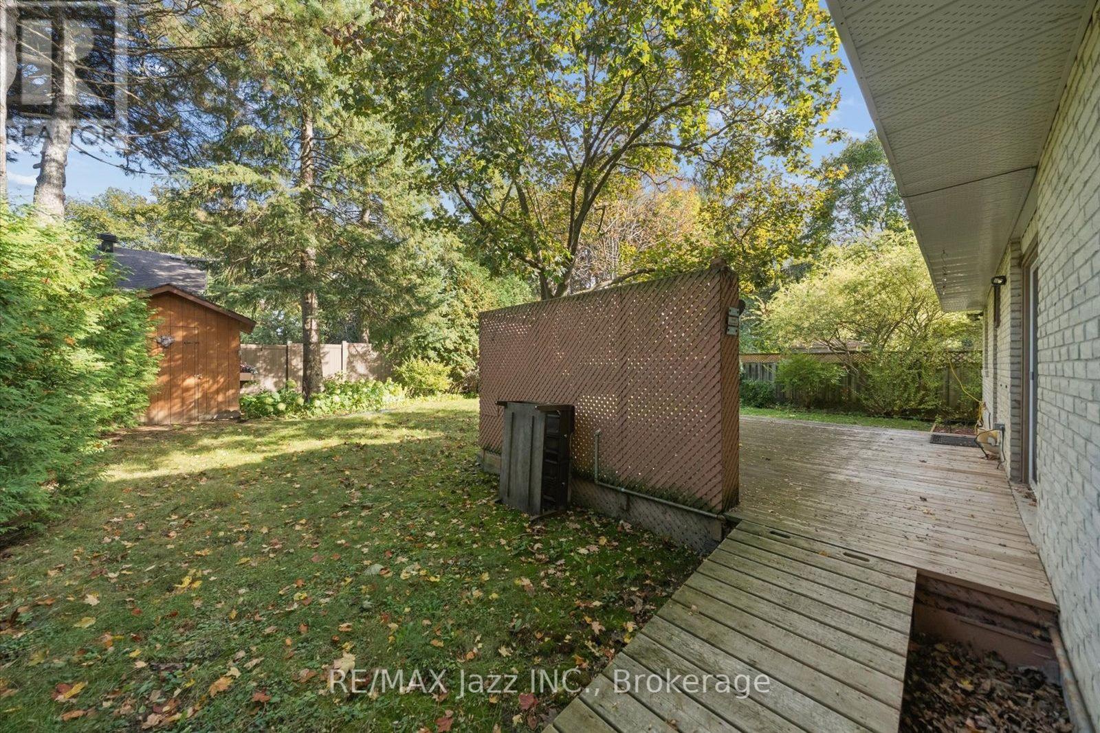 210 Murray Drive, Aurora, Ontario  L4G 2C5 - Photo 39 - N13870472