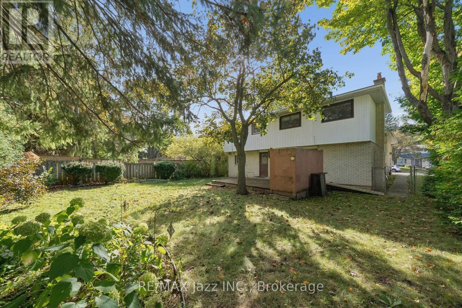 210 Murray Drive, Aurora, Ontario  L4G 2C5 - Photo 41 - N13870472