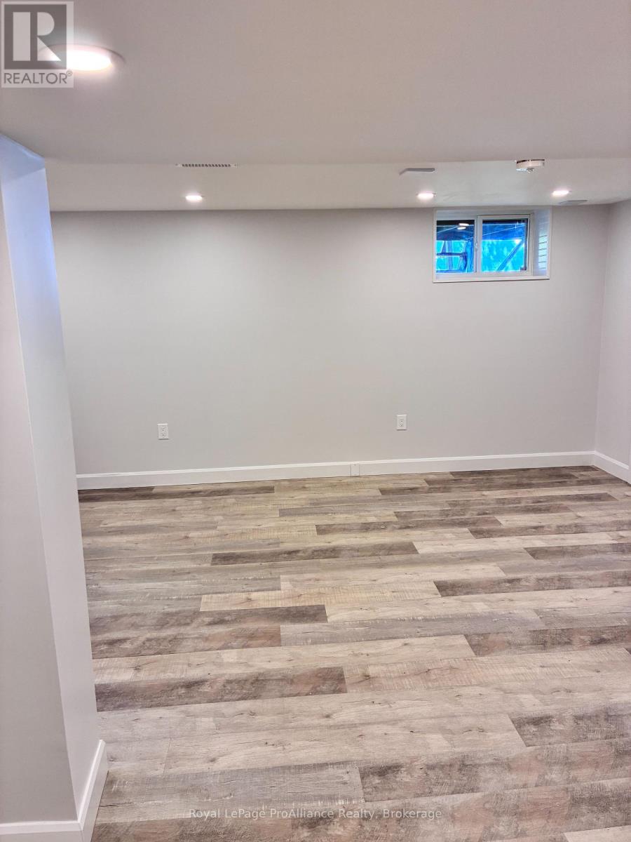 B - 44 North Park Gardens, Belleville, Ontario  K8P 2M3 - Photo 11 - X13870468