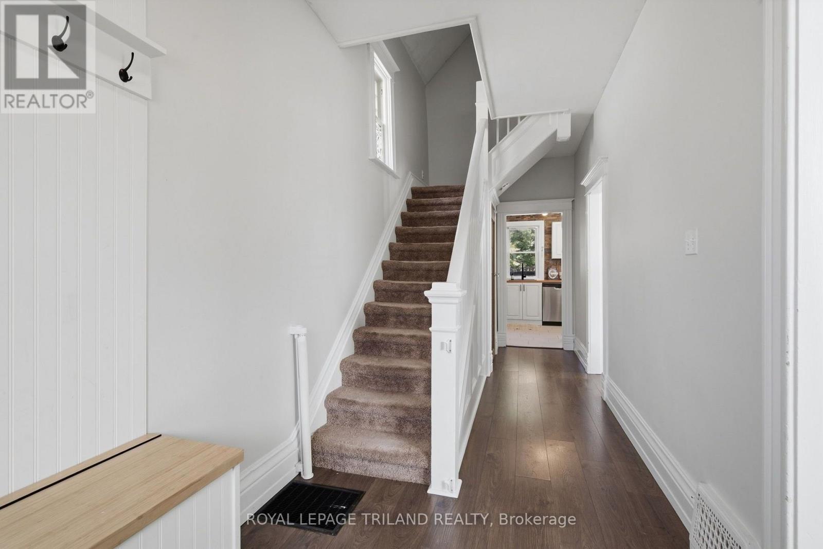 54 Hume Street, London East, Ontario  N5Z 2N8 - Photo 4 - X13870510