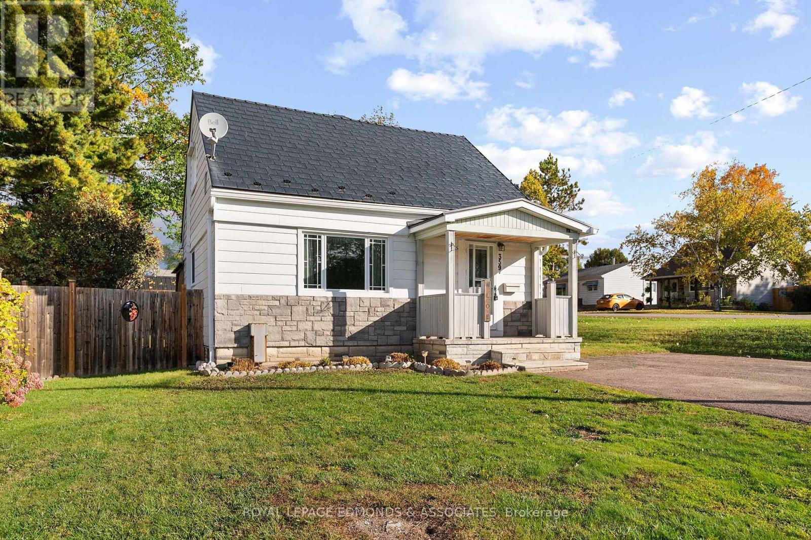 359 Chamberlain Street, Pembroke, Ontario K8A 2M7 - Photo 3 - X13870526