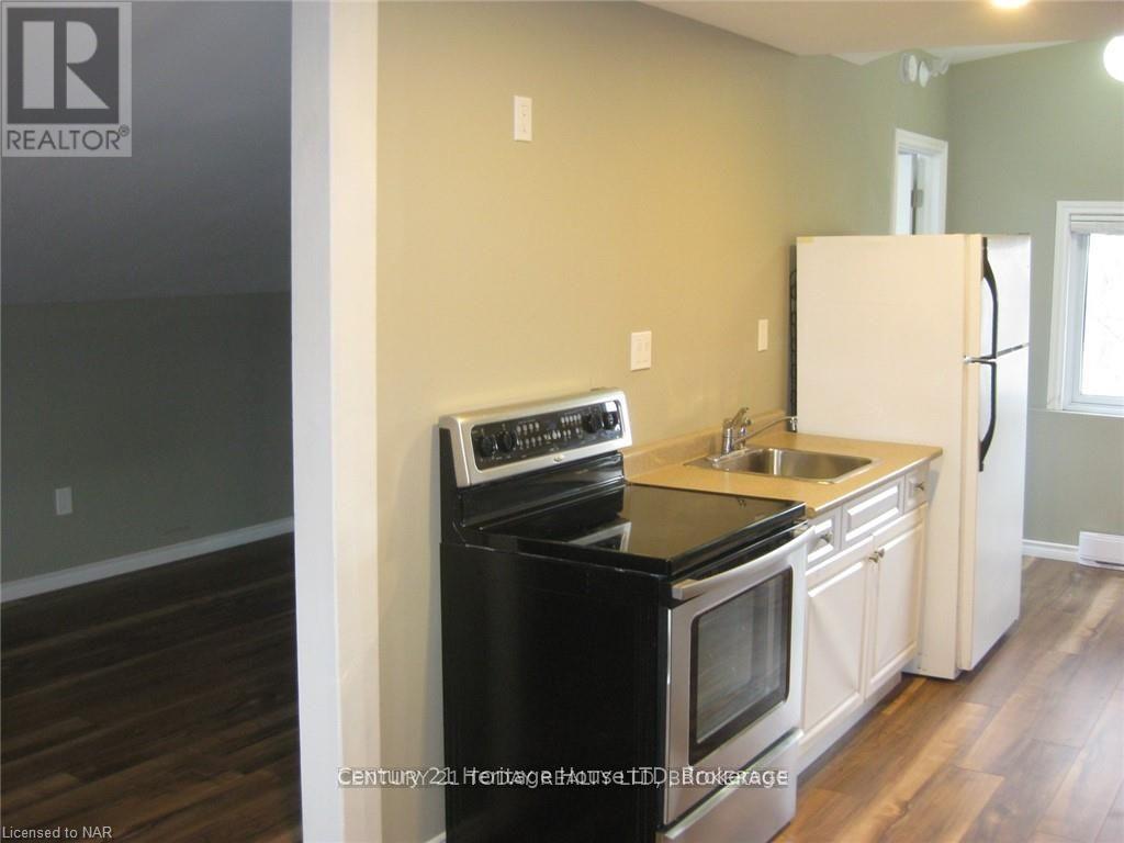 104 Fraser Street, Port Colborne, Ontario  L3K 1E4 - Photo 3 - X13870522