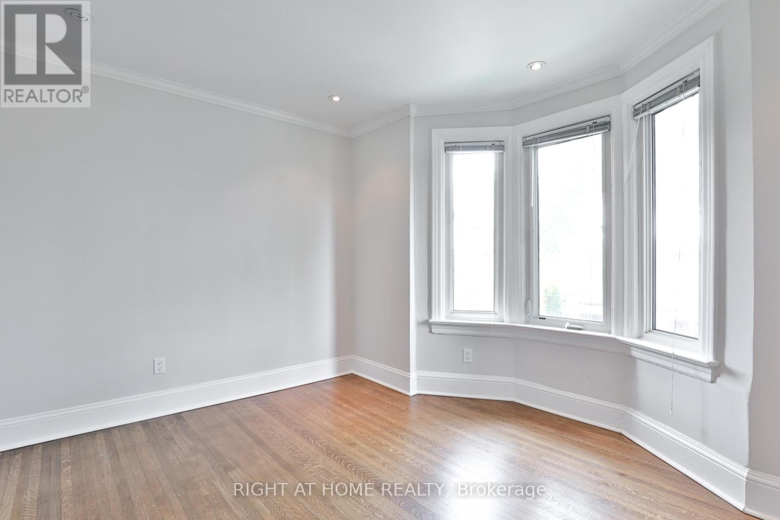 119 Manning Avenue, Toronto, Ontario  M6J 2K6 - Photo 11 - C13870540