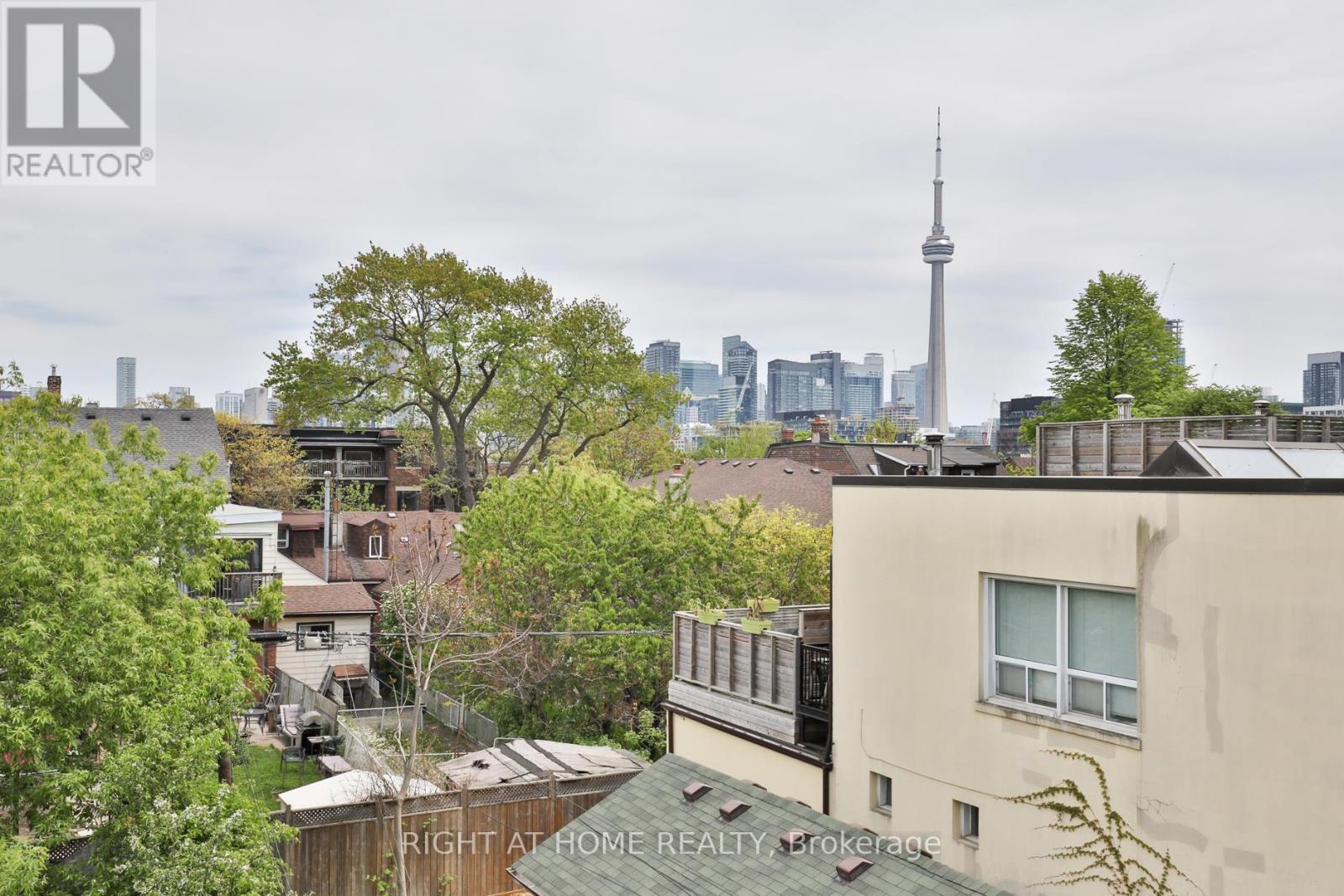119 Manning Avenue, Toronto, Ontario  M6J 2K6 - Photo 18 - C13870540