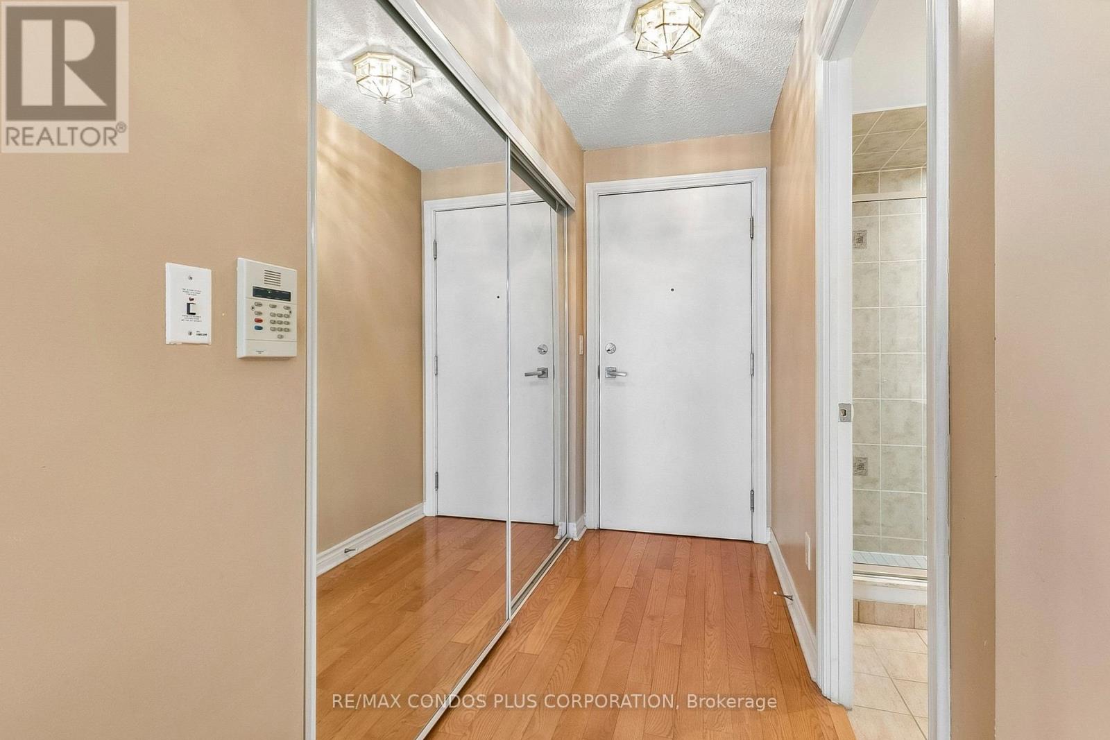 240 - 250 Wellington Street W, Toronto, Ontario  M5V 3P6 - Photo 20 - C13870568