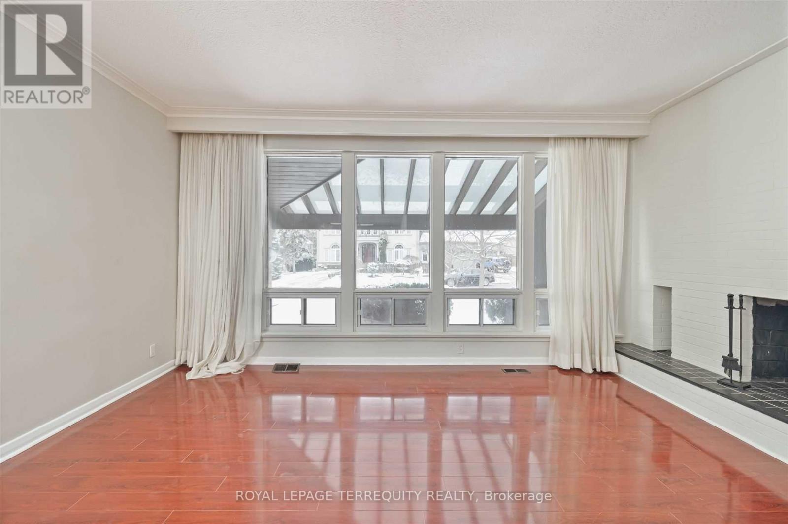 11 Leacroft Crescent, Toronto, Ontario  M3B 2G5 - Photo 10 - C13870584
