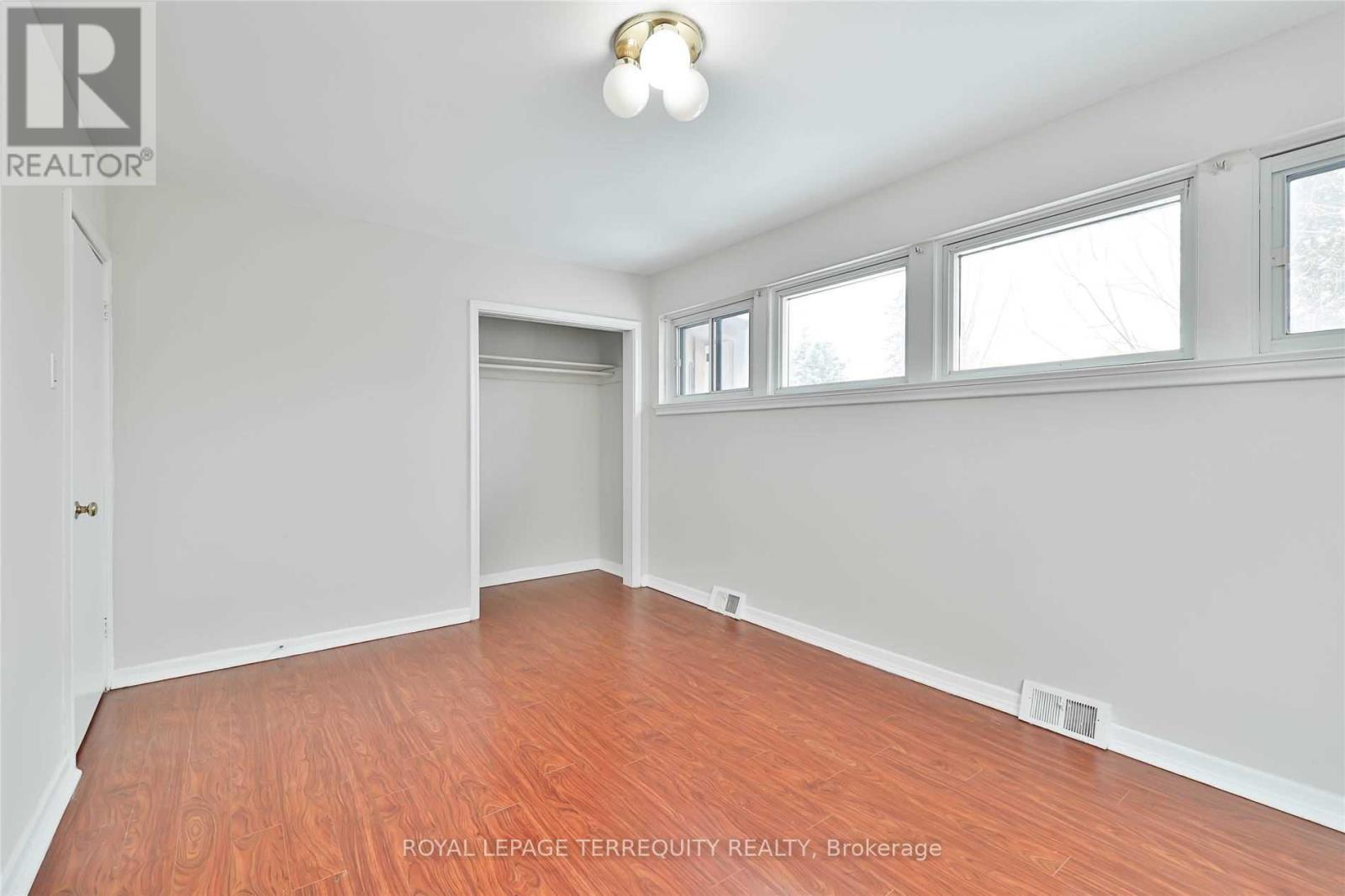 11 Leacroft Crescent, Toronto, Ontario  M3B 2G5 - Photo 27 - C13870584