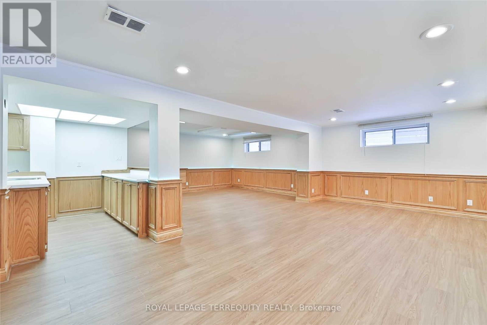 11 Leacroft Crescent, Toronto, Ontario  M3B 2G5 - Photo 32 - C13870584