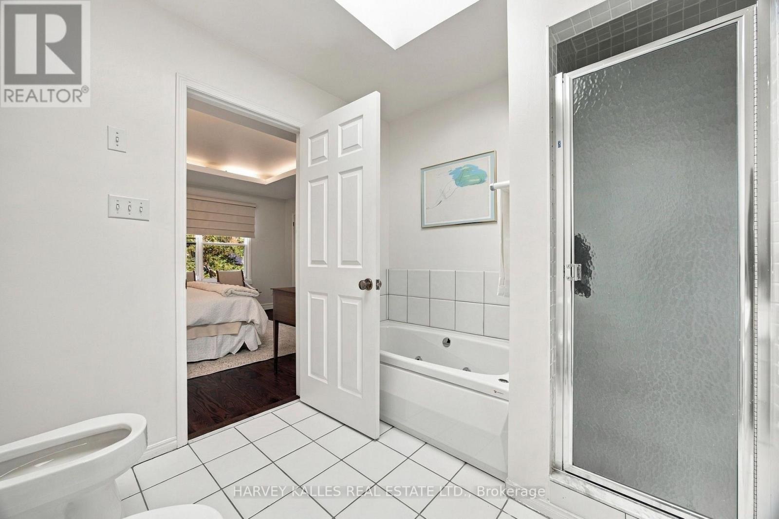 110 Glenforest Road, Toronto, Ontario  M4N 1Z9 - Photo 12 - C13870592
