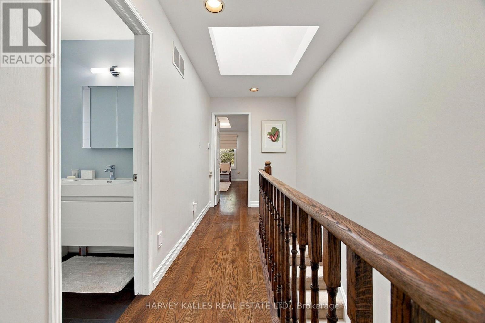 110 Glenforest Road, Toronto, Ontario  M4N 1Z9 - Photo 7 - C13870592