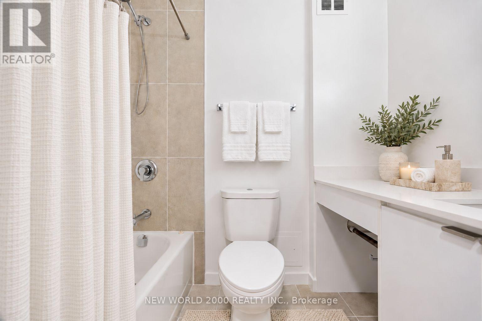 1804 - 101 Roehampton Avenue, Toronto, Ontario  M4P 2W2 - Photo 6 - C13870604