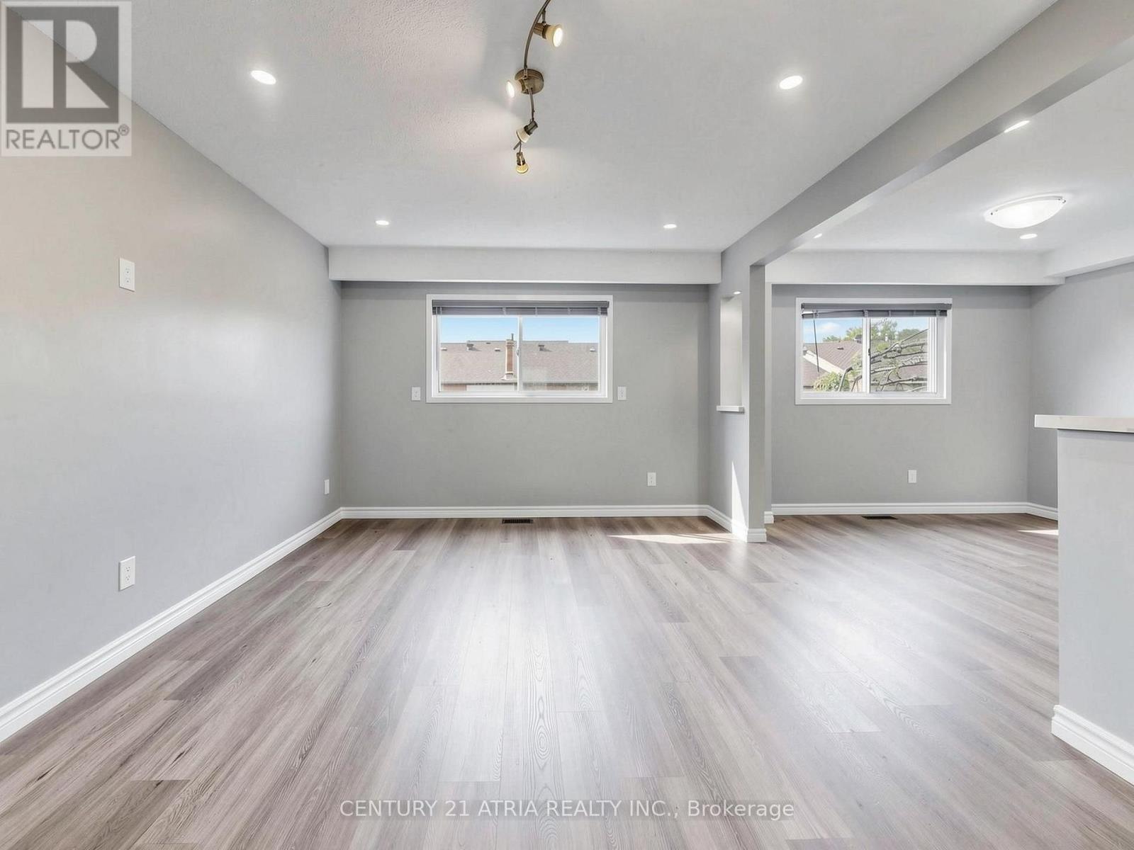 34 Haven Hill Square, Toronto, Ontario  M1V 1M5 - Photo 3 - E13870490