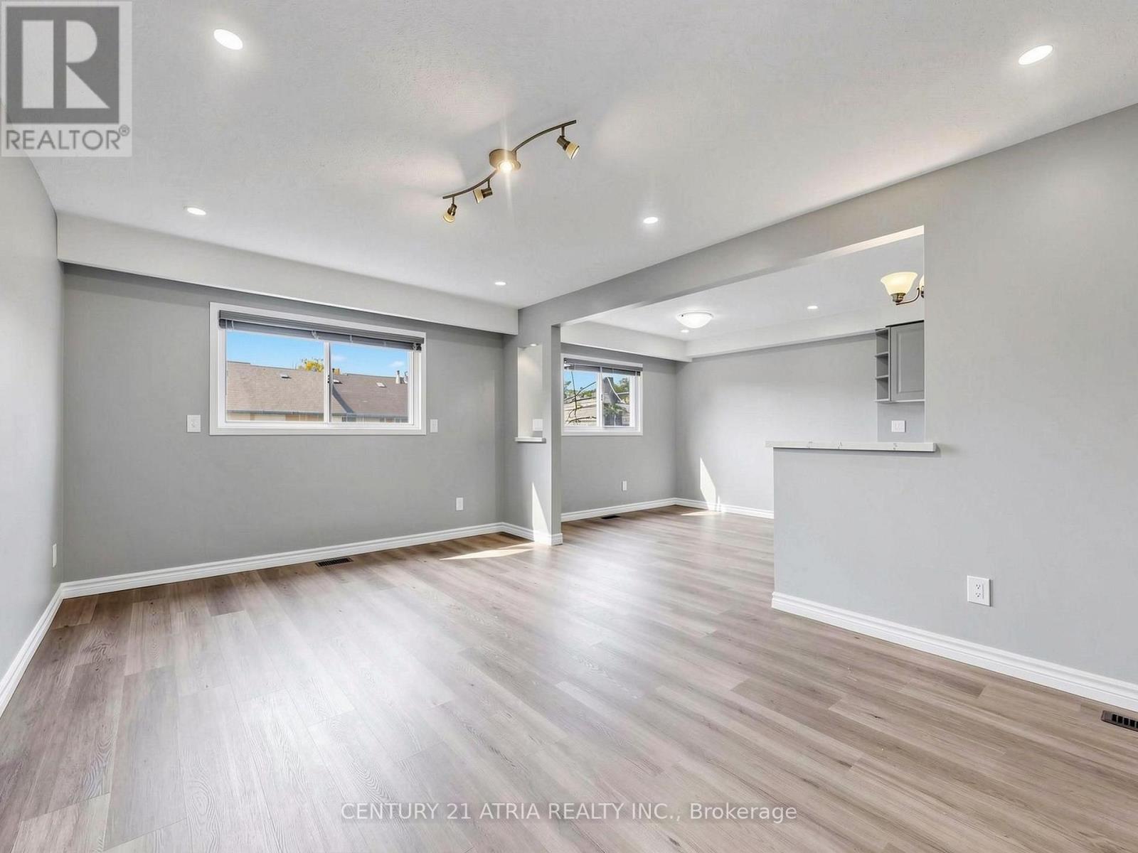 34 Haven Hill Square, Toronto, Ontario  M1V 1M5 - Photo 4 - E13870490