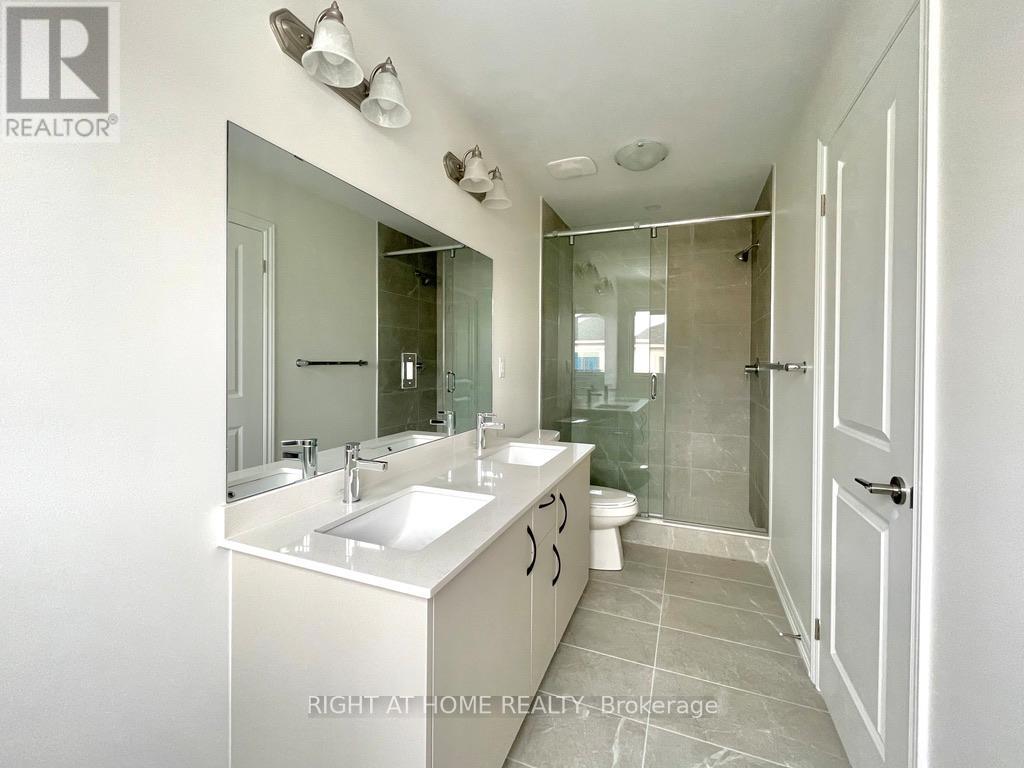 63 Phoenix Boulevard, Barrie, Ontario  L9J 0P7 - Photo 16 - S13870496
