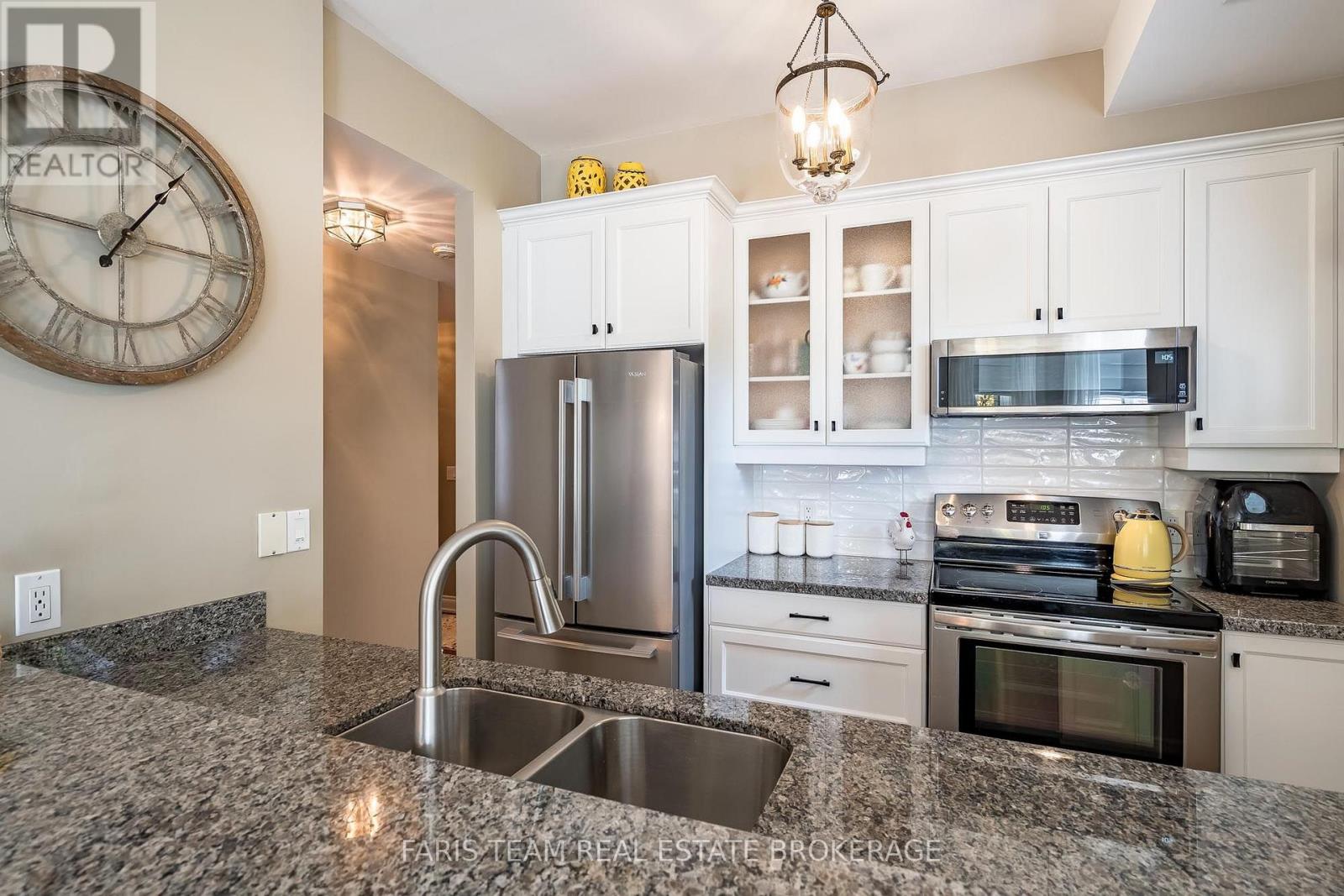 101 - 200 Collier Street, Barrie, Ontario  L4M 1H7 - Photo 6 - S13870632