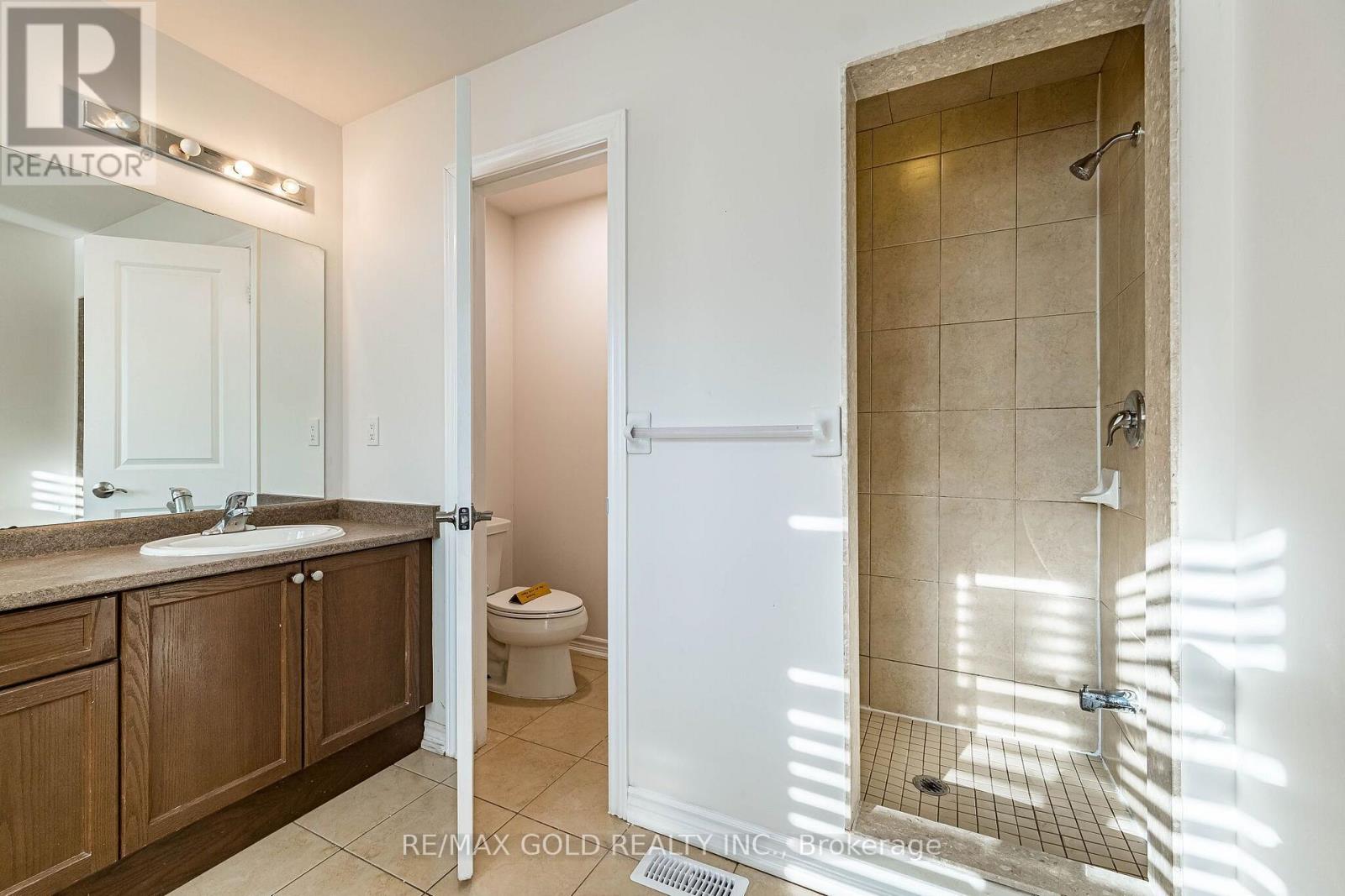 17 Lola Crescent, Brampton, Ontario  L7A 4J7 - Photo 21 - W13870506
