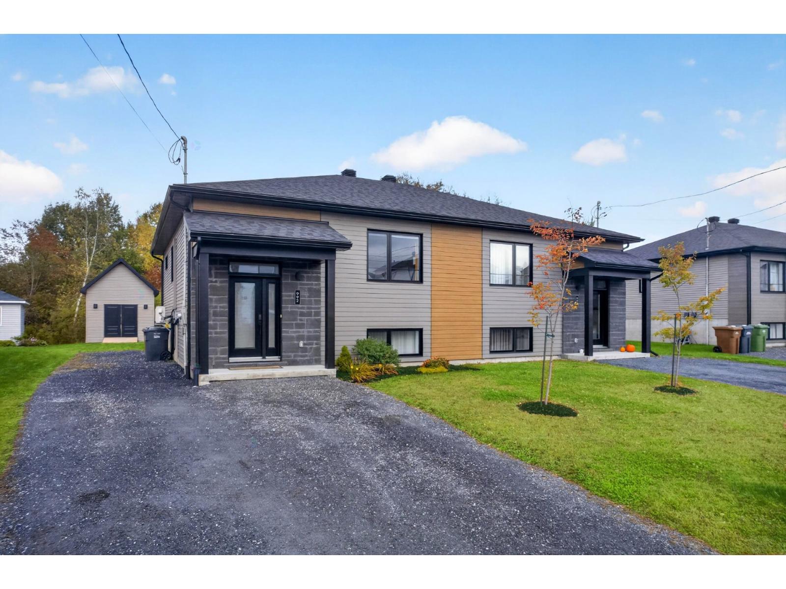 992 Rue de Honfleur Sherbrooke (Brompton/Rock Forest/Saint-Élie/Deauville) Quebec Canada J1N1C9