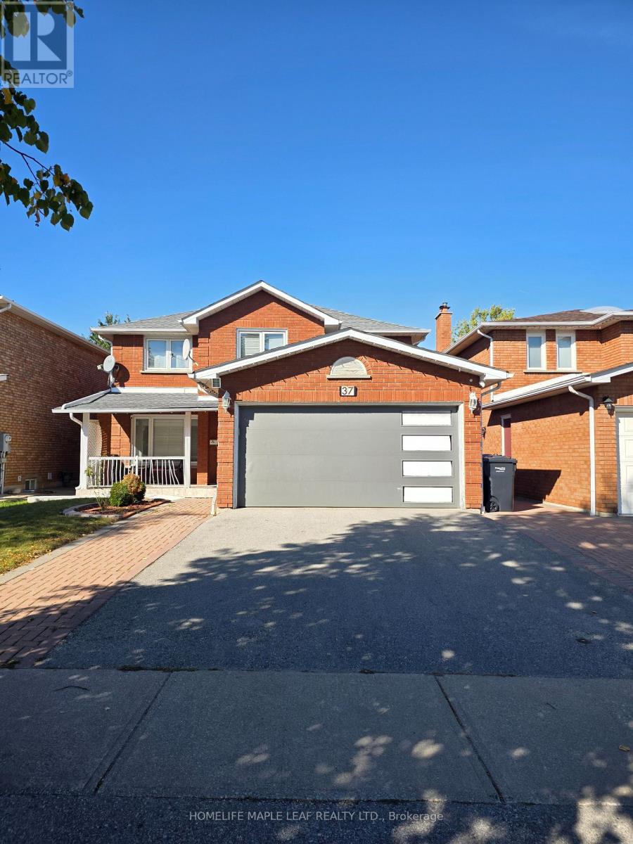 37 CORONATION CIRCLE, Brampton, Ontario