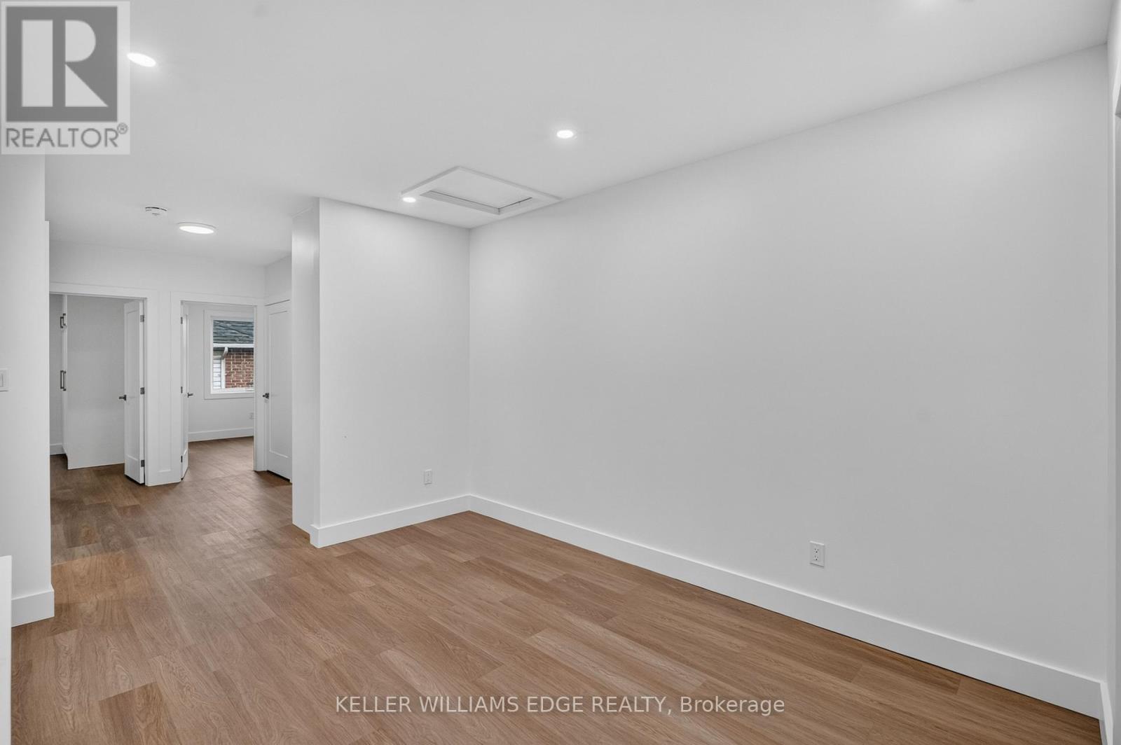 5 - 332 King Street W, Hamilton, Ontario  L9H 1W6 - Photo 11 - X13706424