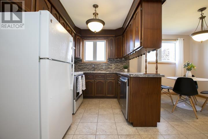 403 Sydenham Rd, Sault Ste. Marie, Ontario  P6C 2X8 - Photo 21 - SM262684