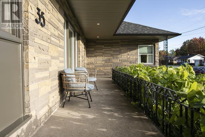 35 Hugill St, Sault Ste. Marie, Ontario  P6A 4E6 - Photo 6 - SM262765
