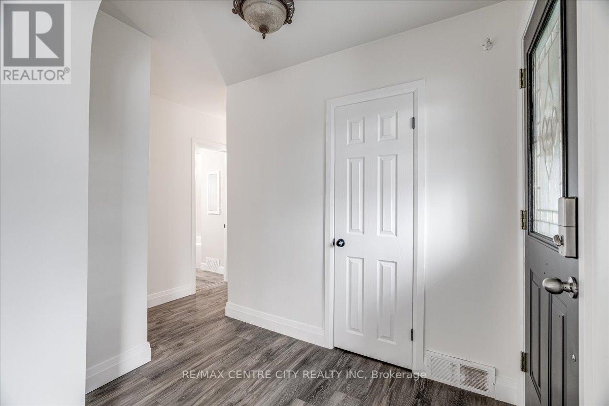 549 Victoria Street, Strathroy-Caradoc, Ontario  N7G 3C2 - Photo 15 - X13782042