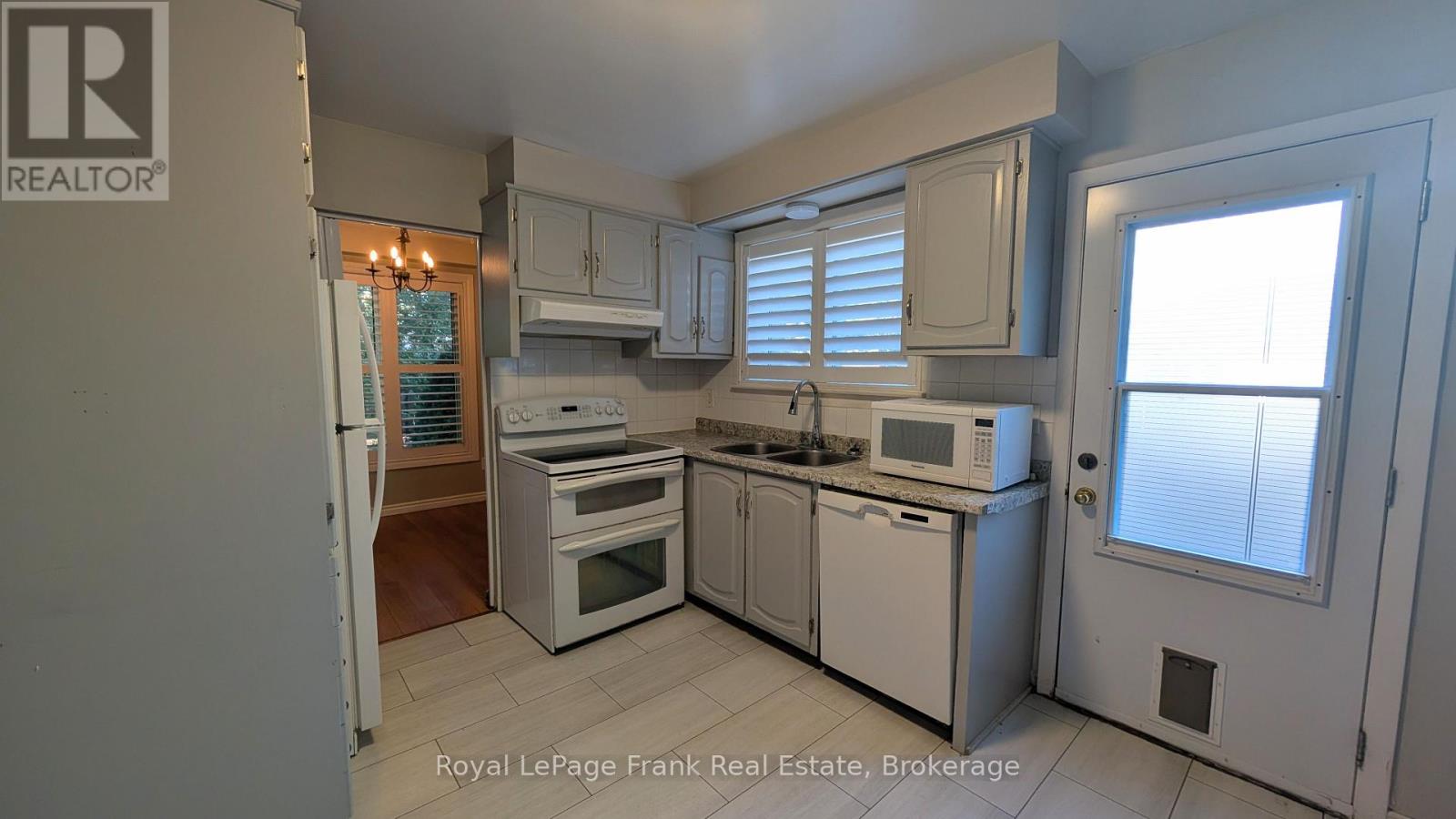 582 Lakeview Avenue, Oshawa (Lakeview), Ontario  L1J 1B1 - Photo 7 - E13870838