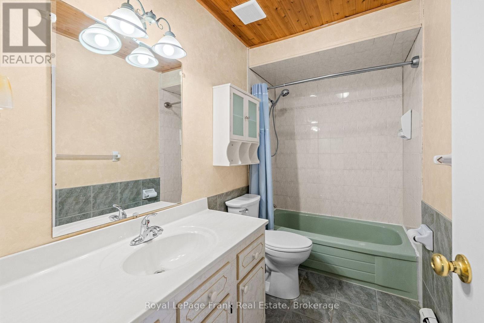 28 - 18 Reygate Court, Ajax, Ontario  L1S 2S9 - Photo 19 - E13870878