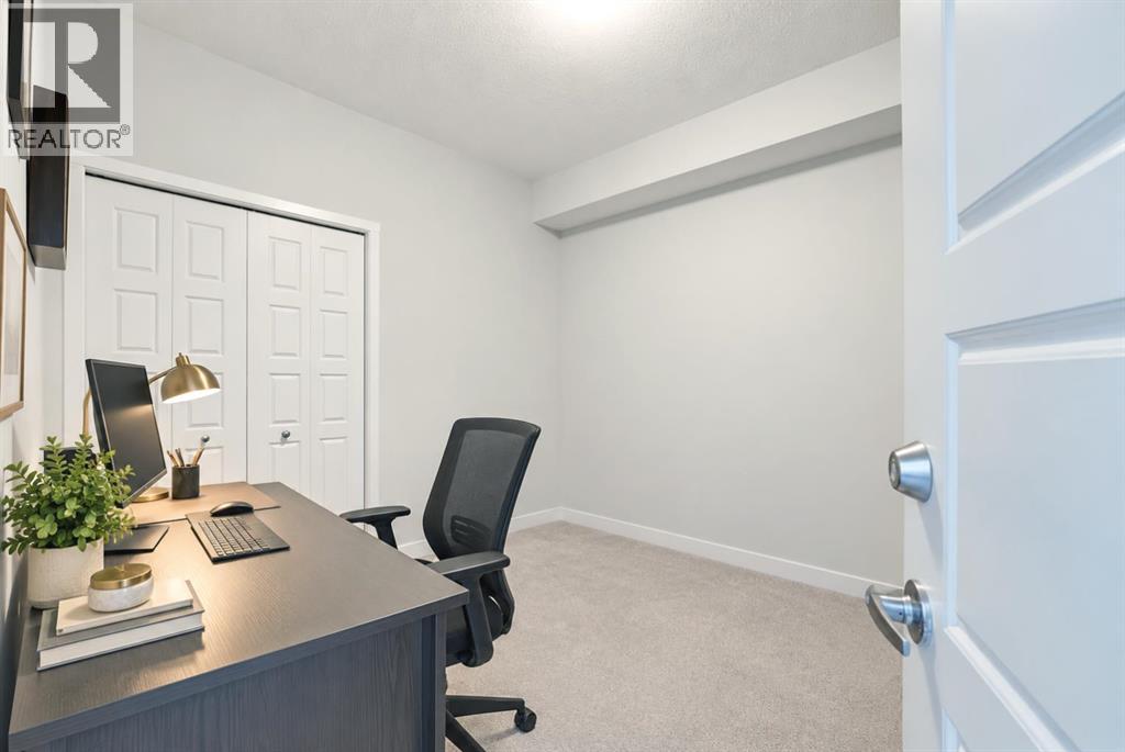 204, 300 Harvest Hills Place NE