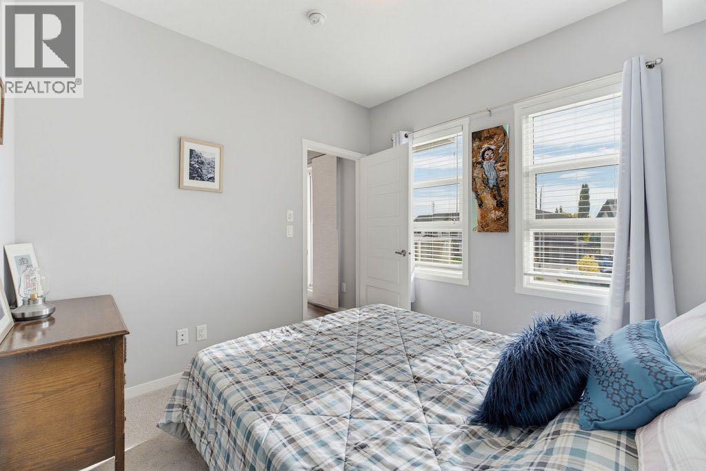 204, 300 Harvest Hills Place NE