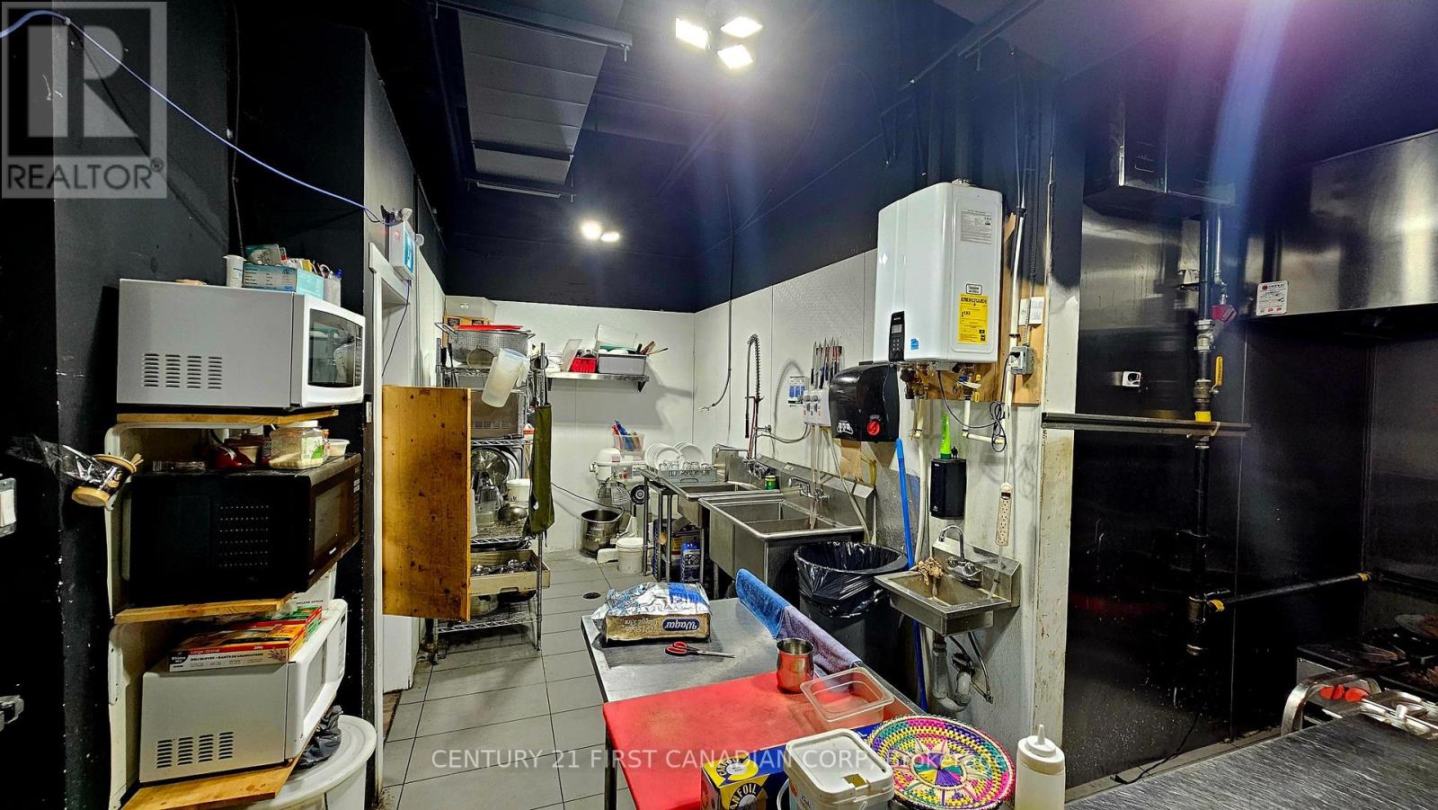 Unit 1 - 405 Wharncliffe Road S, London South, Ontario  N6J 2M3 - Photo 5 - X13870704
