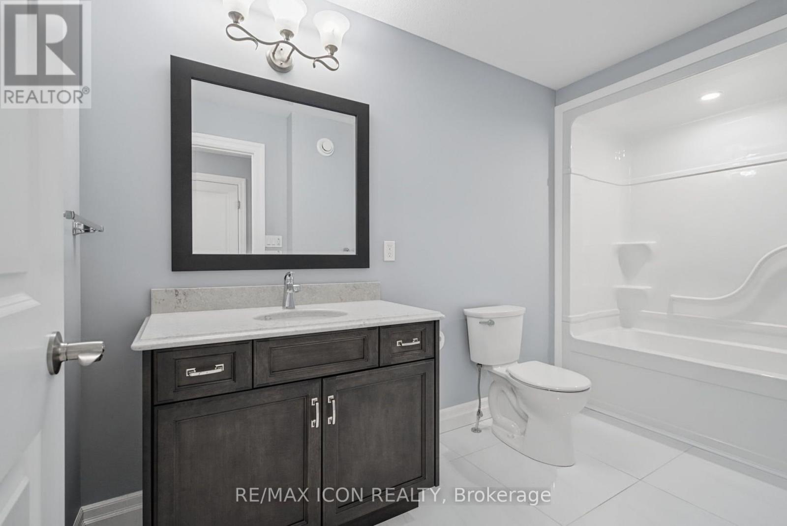 32 Foxtail Lane, St. Thomas, Ontario  N5R 0J2 - Photo 11 - X13870872